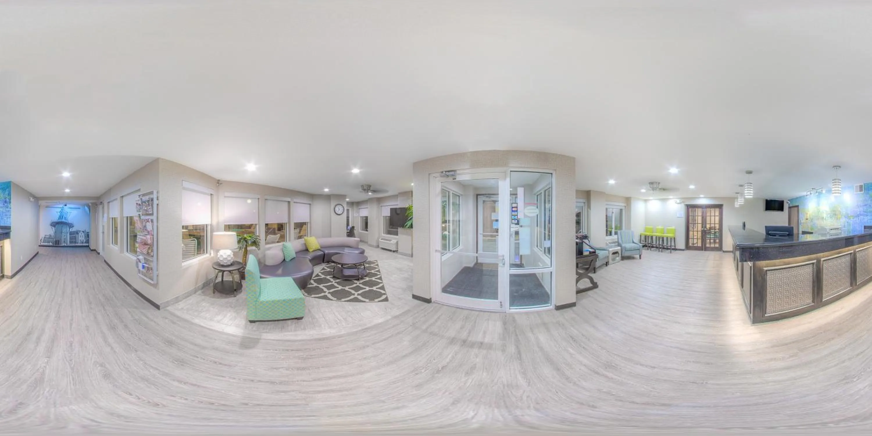 Lobby or reception in Baymont by Wyndham Pella