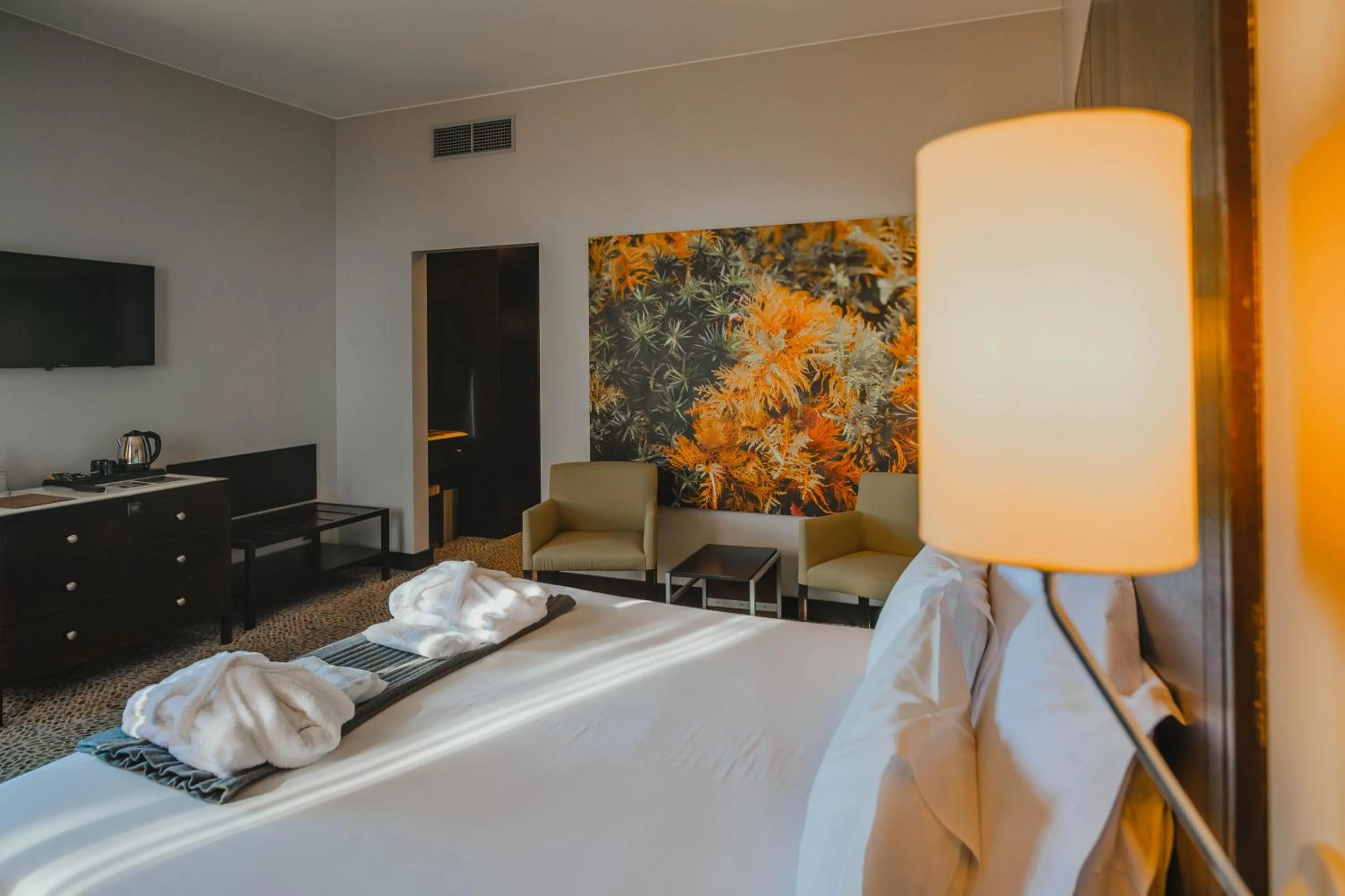 Decorative detail, Bed in Quinta Mirabela - Design Hotel