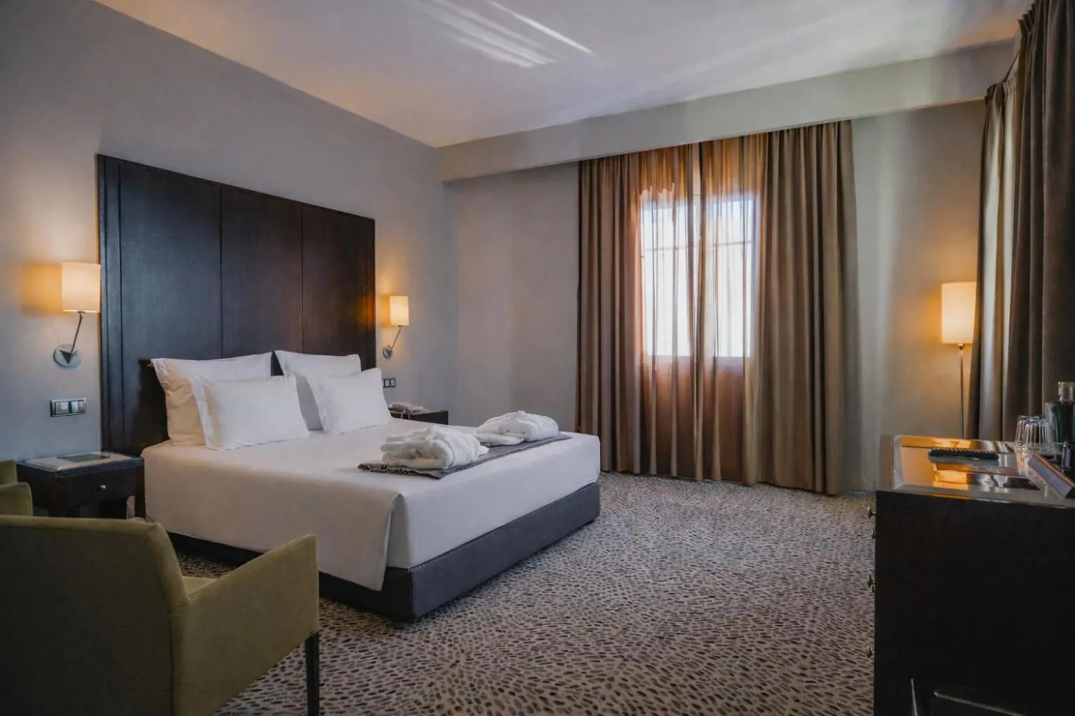 Bedroom, Bed in Quinta Mirabela - Design Hotel