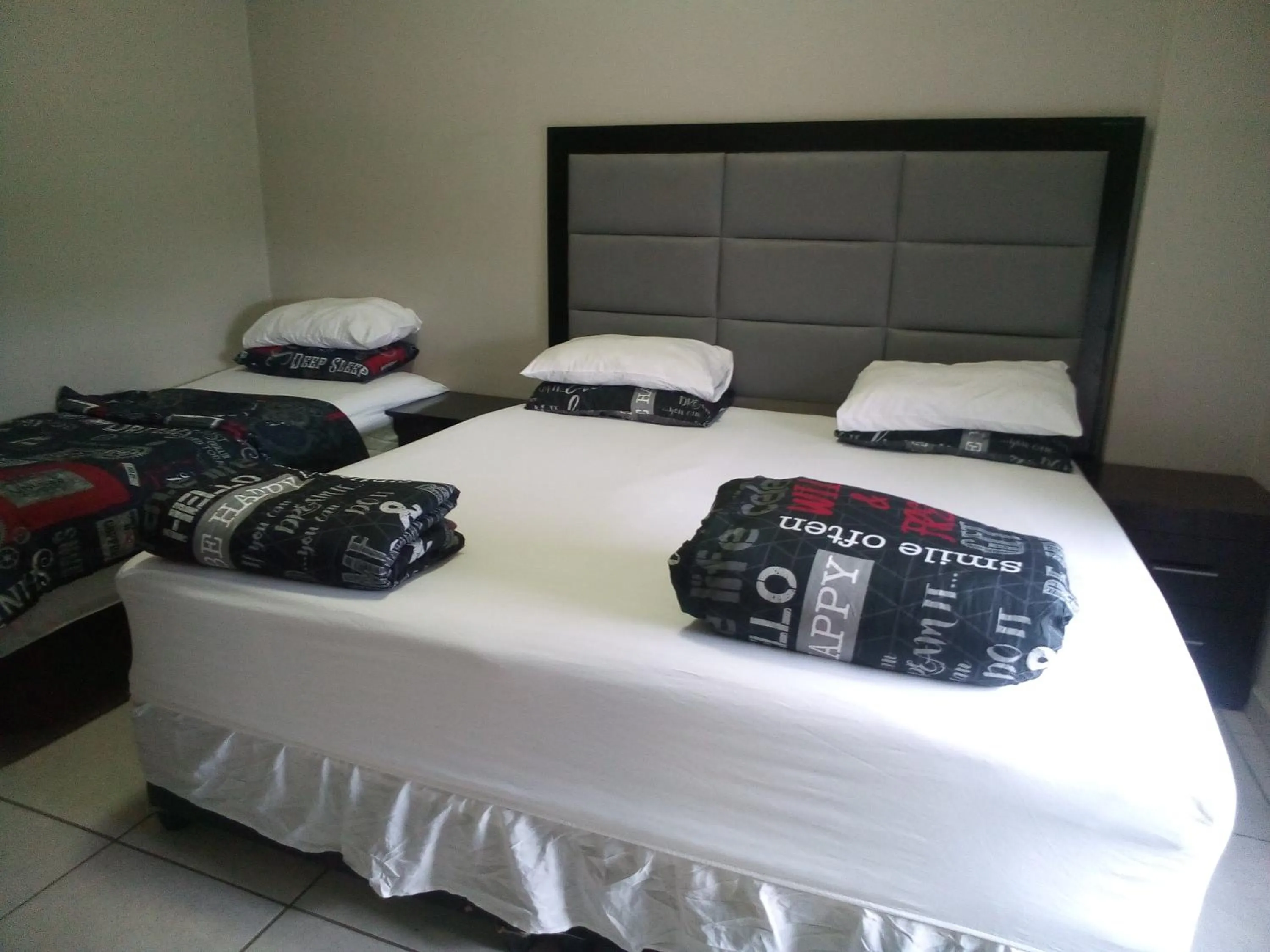 Bed in Casa De Amor Rosebank