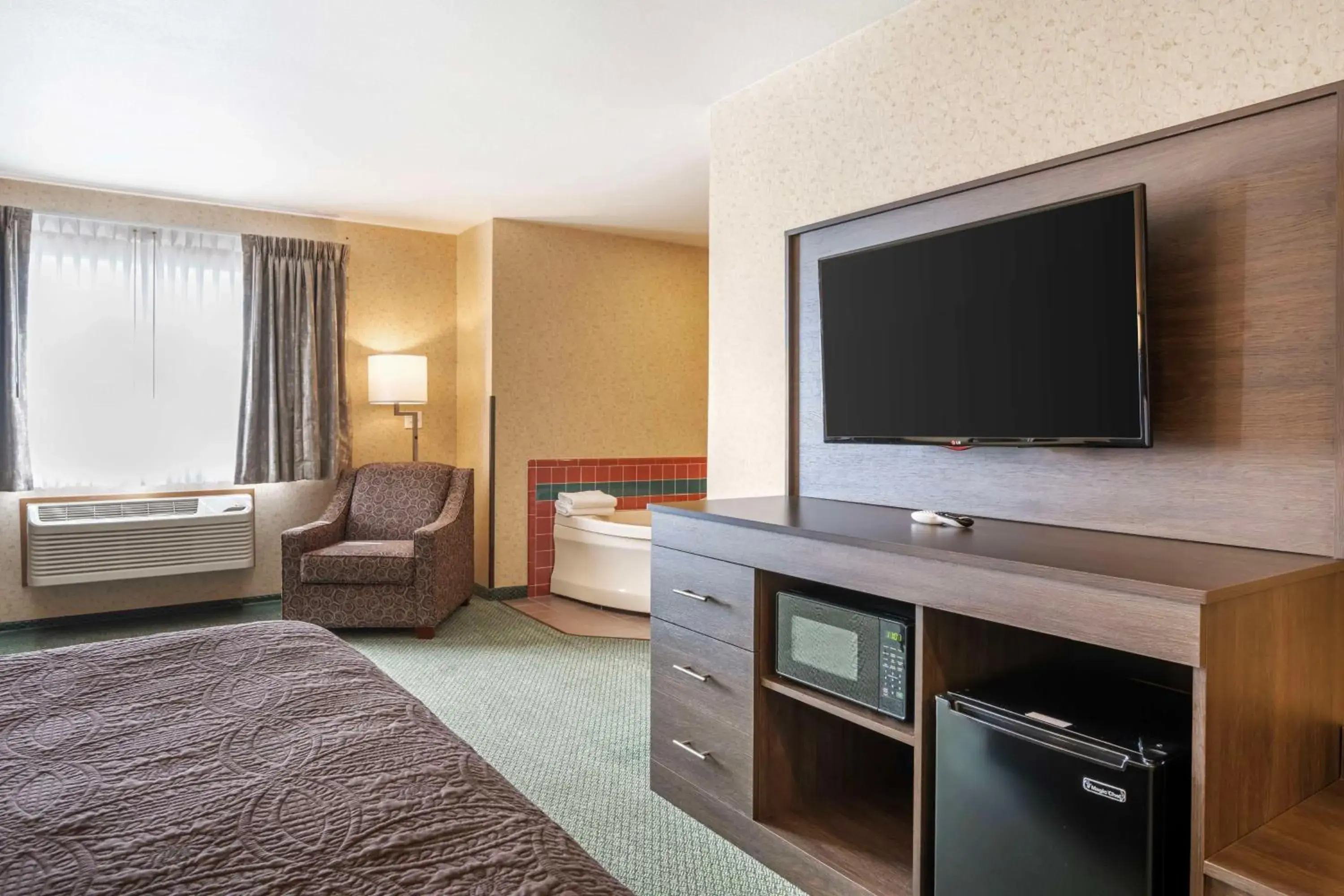Bedroom, Bed in SureStay Plus by Best Western Enterprise Bedroom, Bed in SureStay Plus by Best Western Enterprise