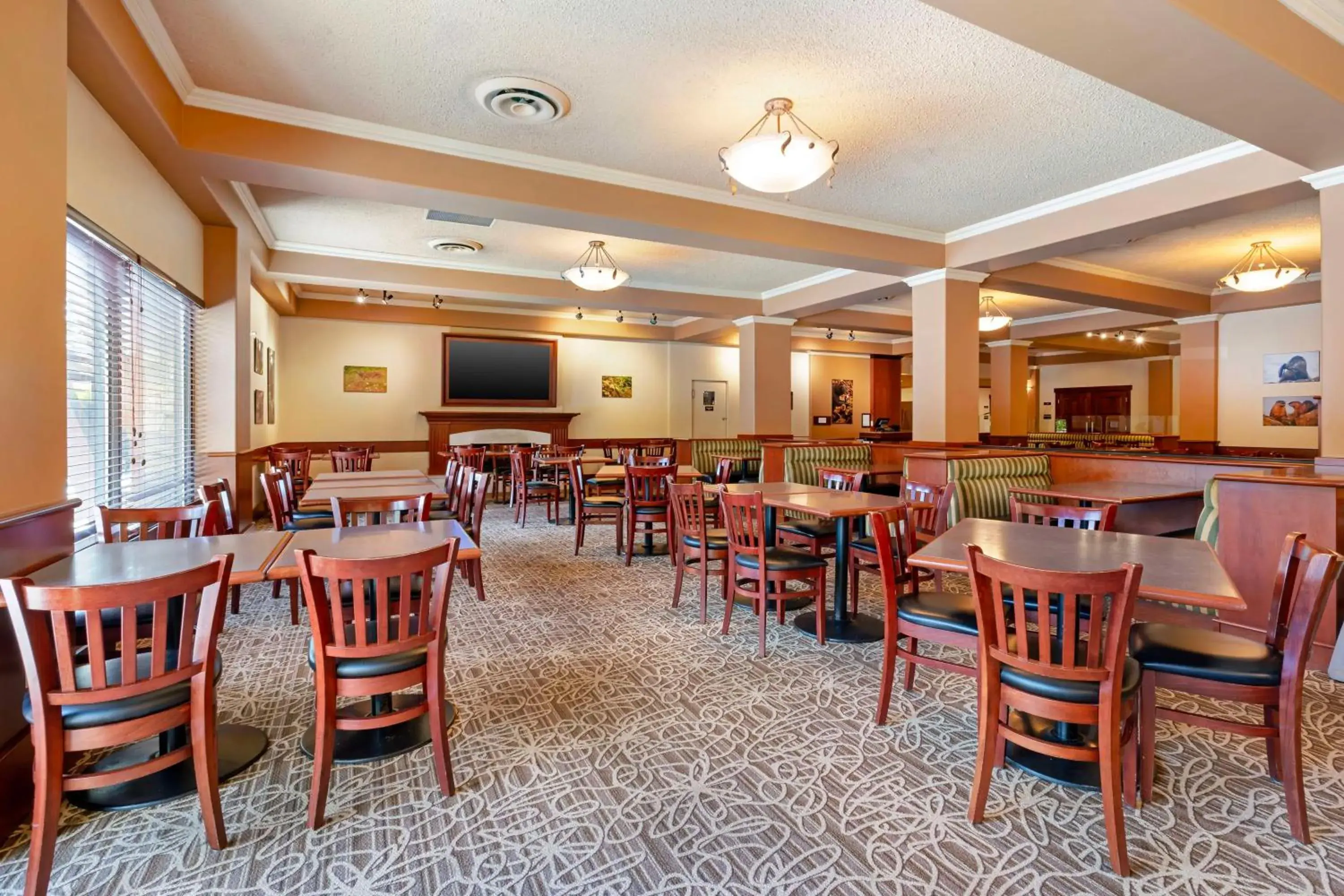 Breakfast in Best Western Plus Barclay Hotel Breakfast in Best Western Plus Barclay Hotel