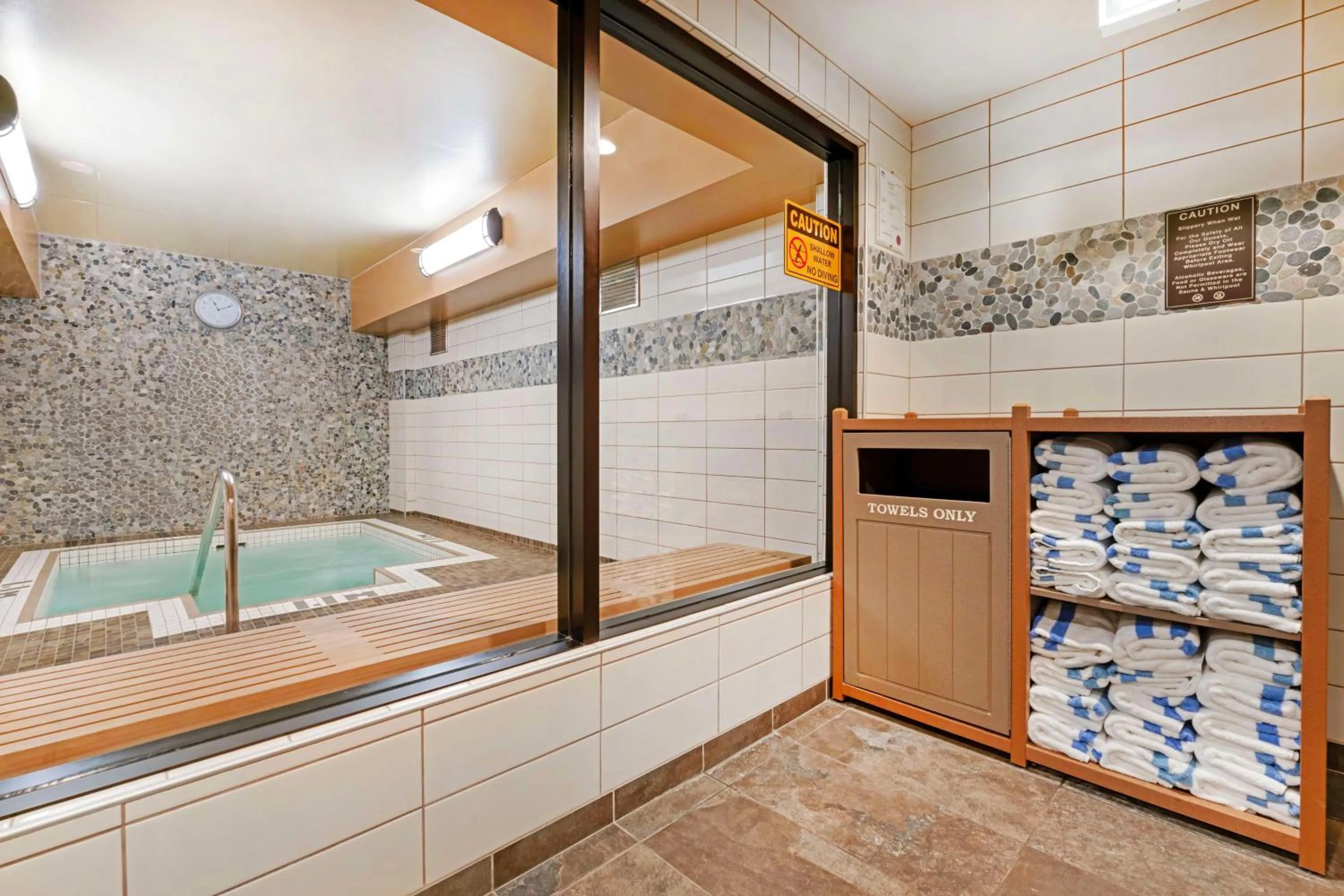 Property building in Best Western Plus Barclay Hotel