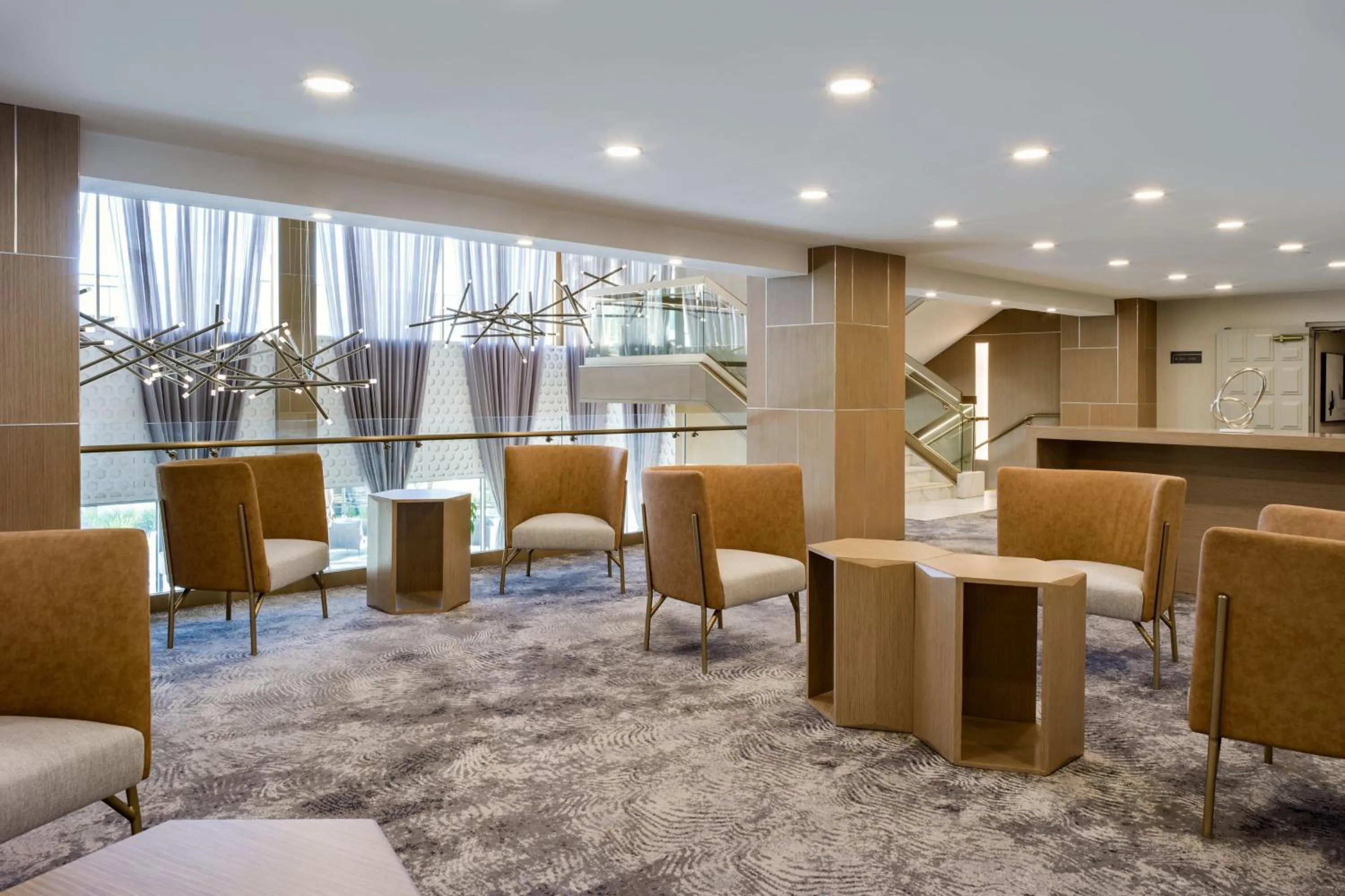 Lobby or reception in Delta Hotels by Marriott Ontario Airport