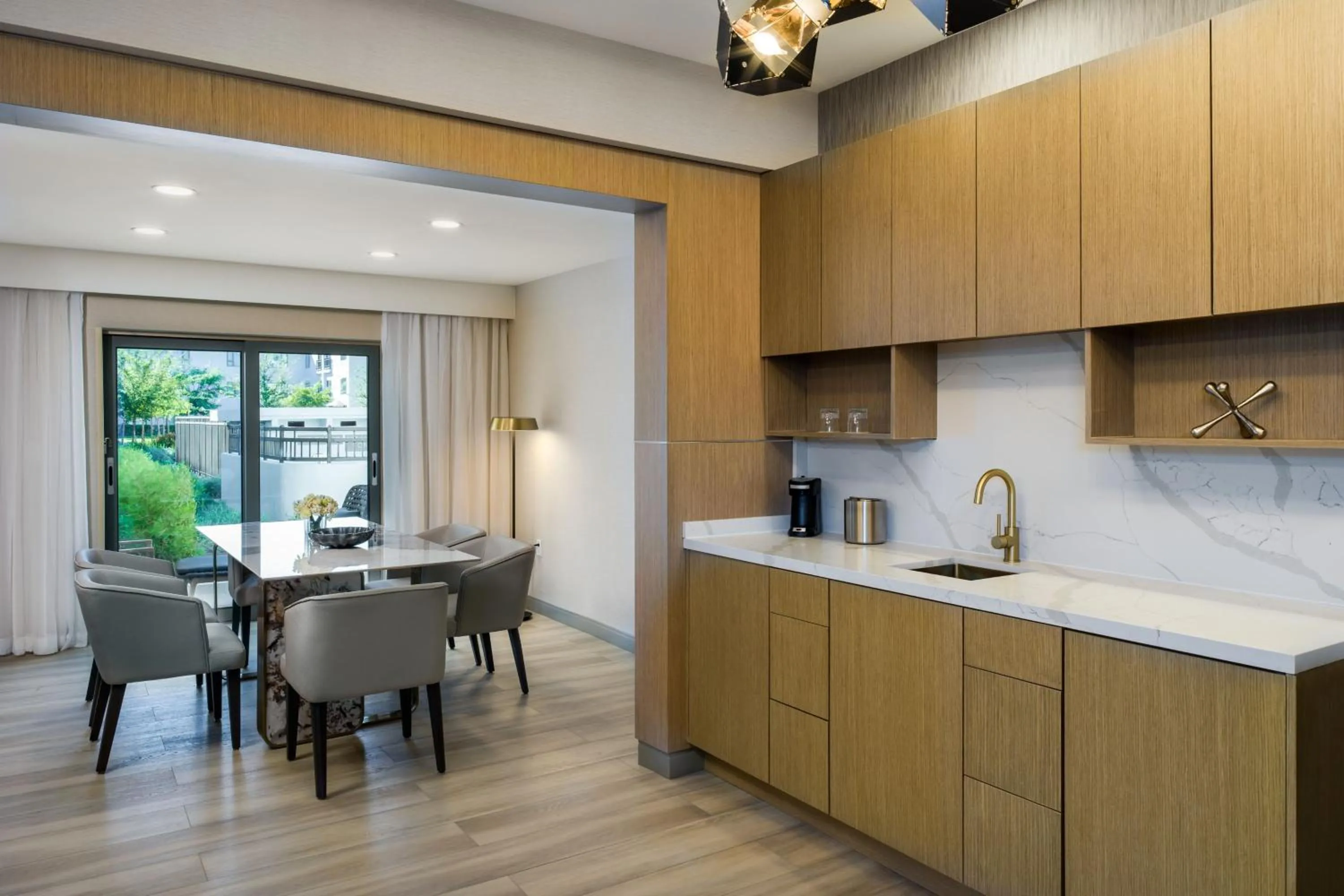 Photo of the whole room in Delta Hotels by Marriott Ontario Airport