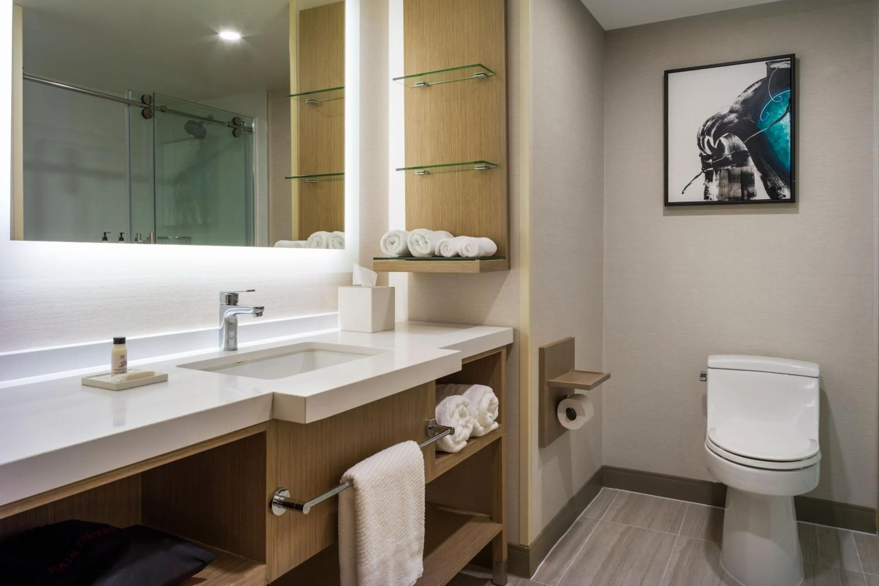 Bathroom in Delta Hotels by Marriott Ontario Airport