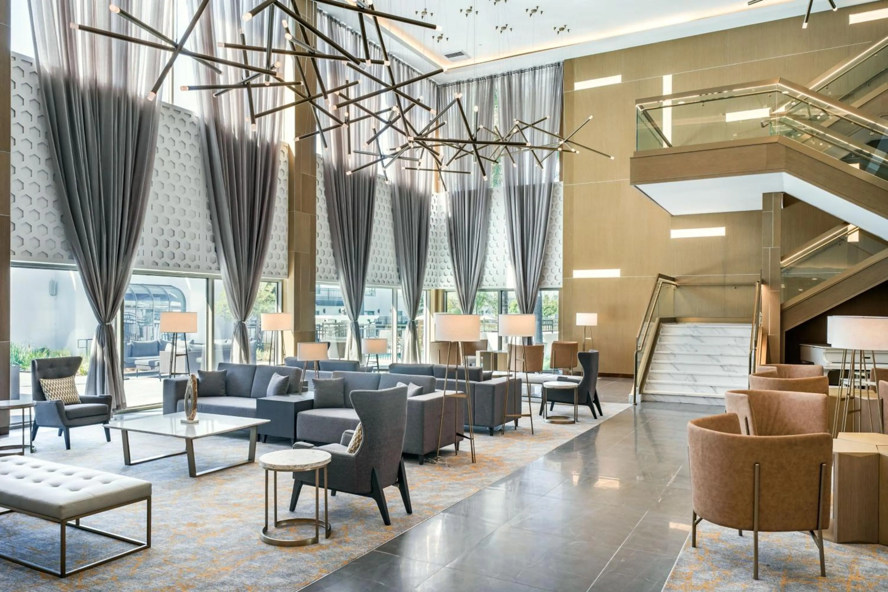 Lobby or reception in Delta Hotels by Marriott Ontario Airport
