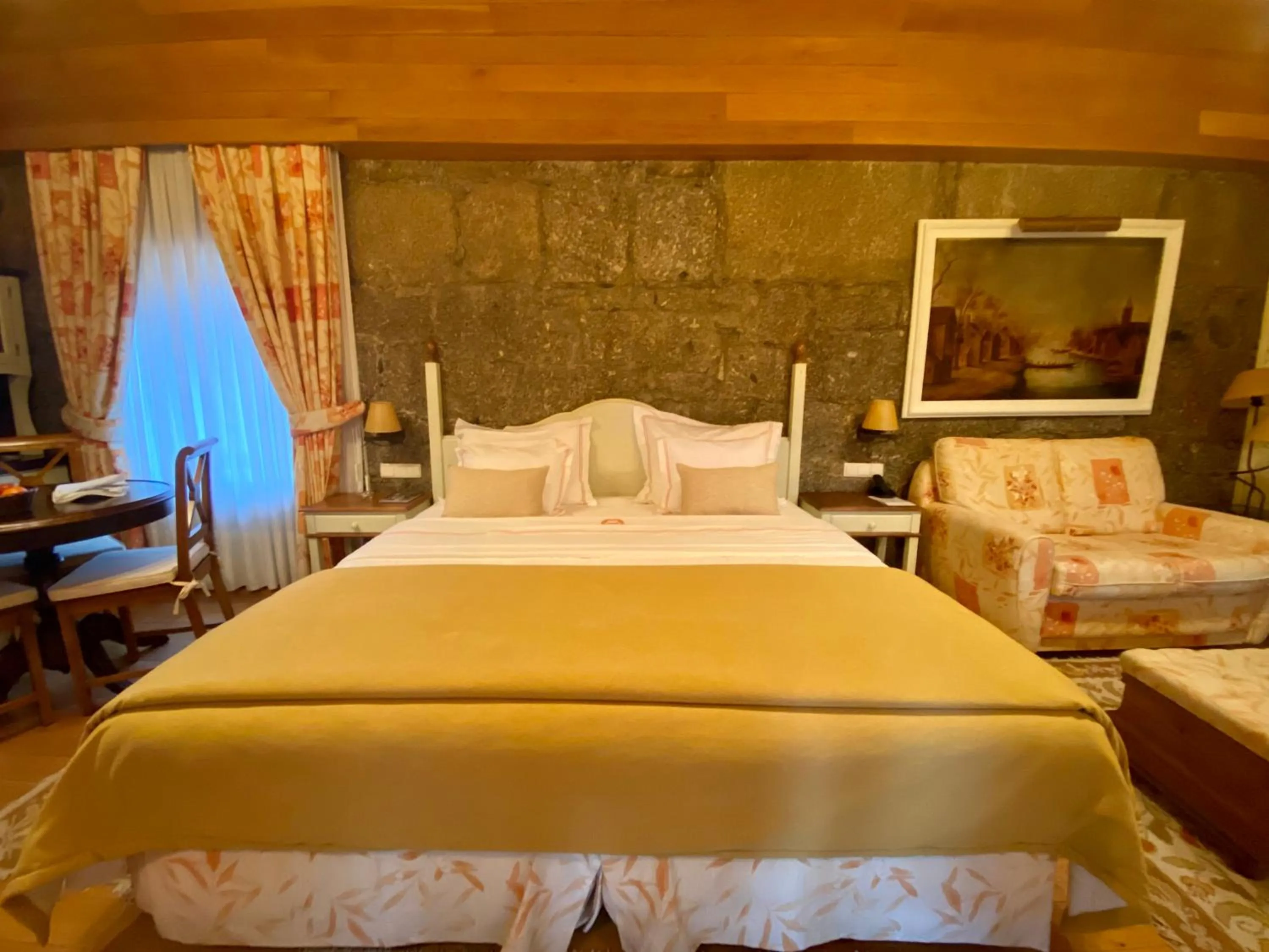 Bedroom, Bed in Hotel de Charme Quinta do Pinheiro