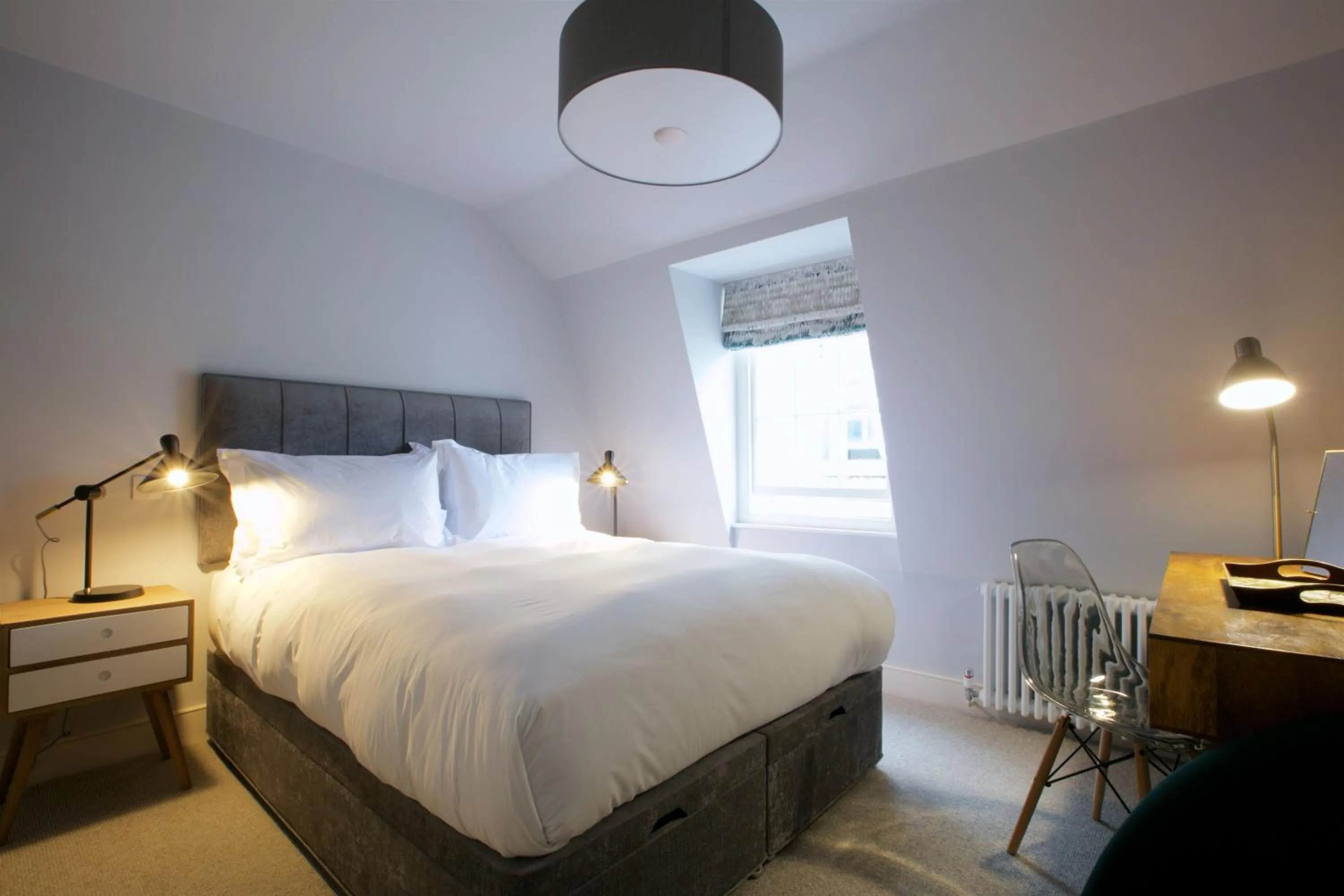 Decorative detail, Bed in Eight