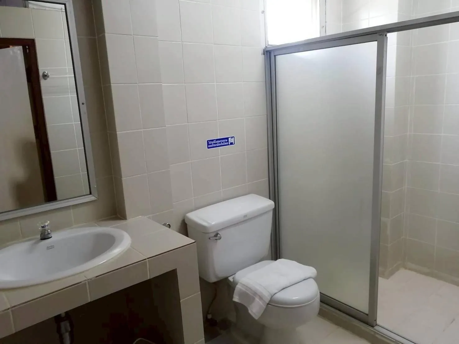 Beachfront Hotel Cha Am