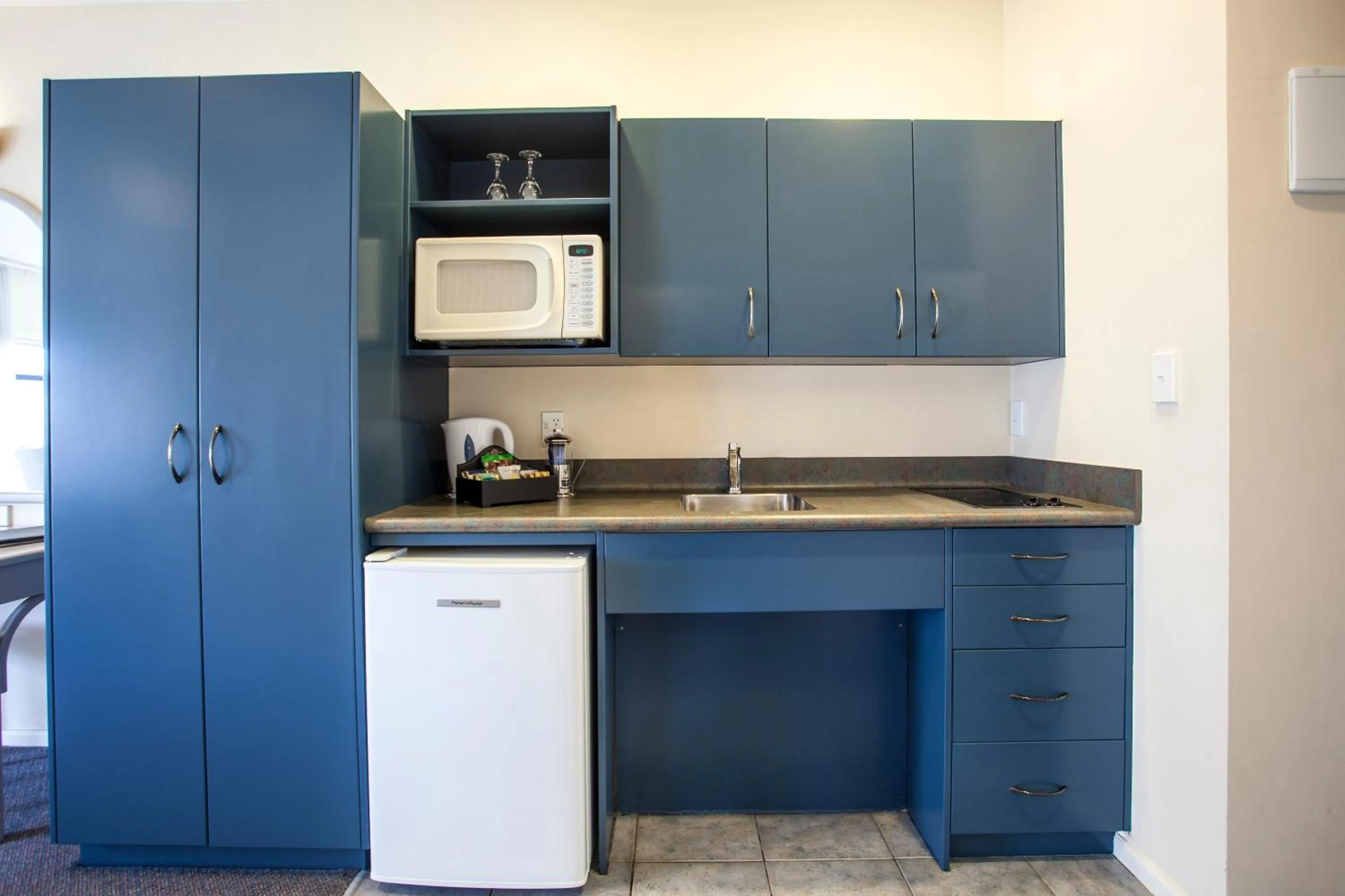 Kitchen or kitchenette in Te Mata Lodge