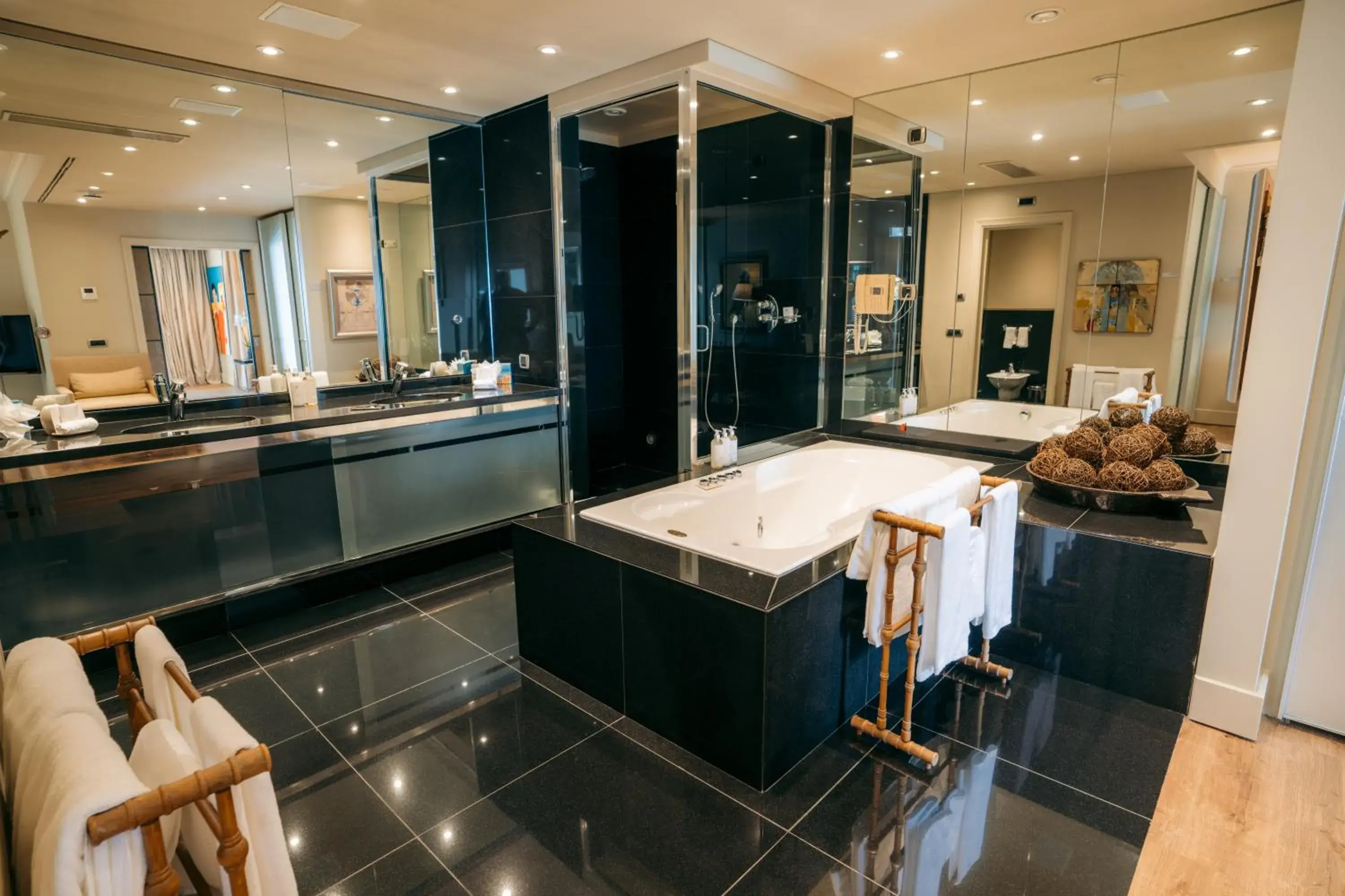 Bathroom in Royal Savoy - Ocean Resort - Savoy Signature Bathroom in Royal Savoy - Ocean Resort - Savoy Signature