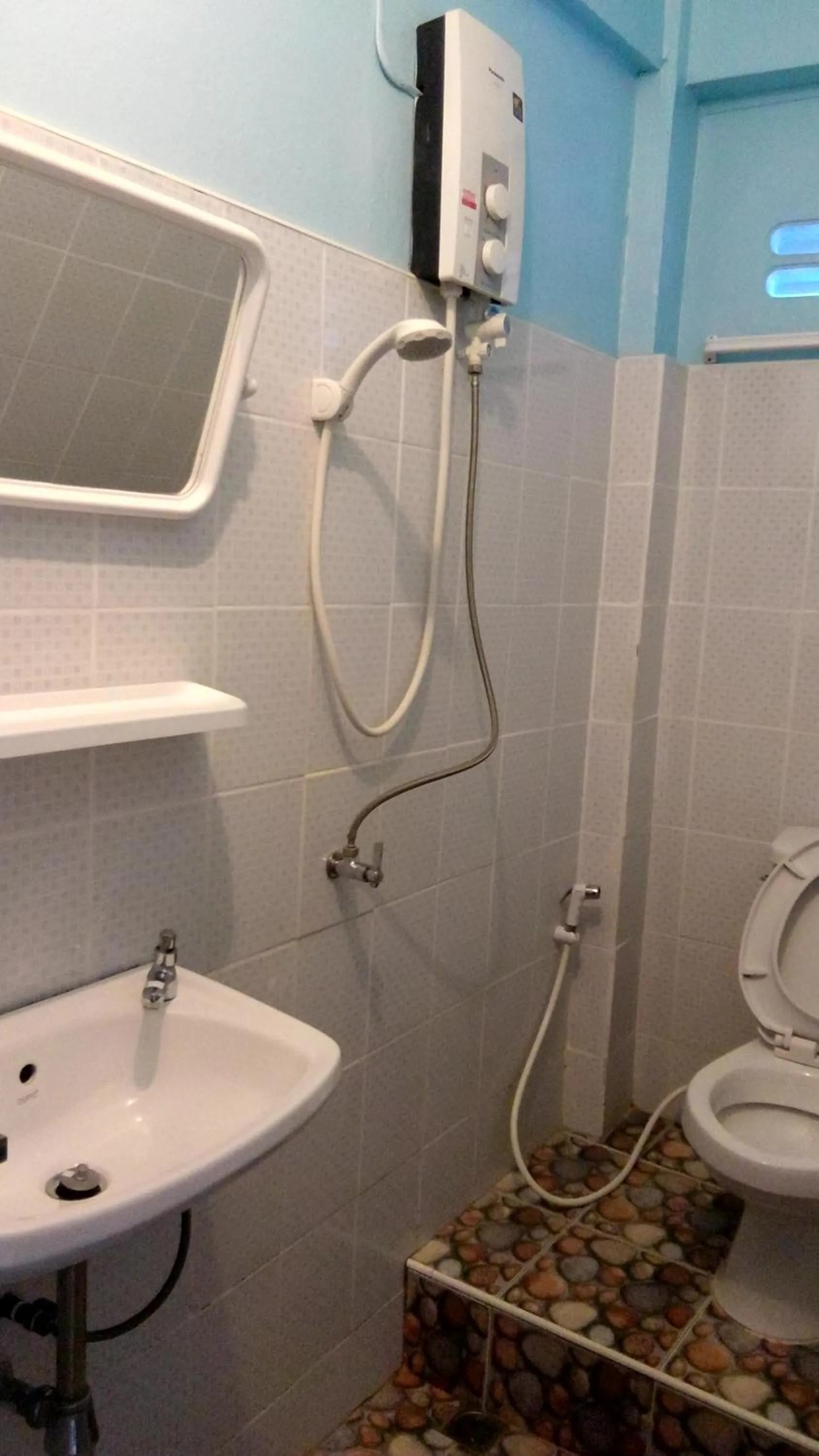 Property building in JP hometel