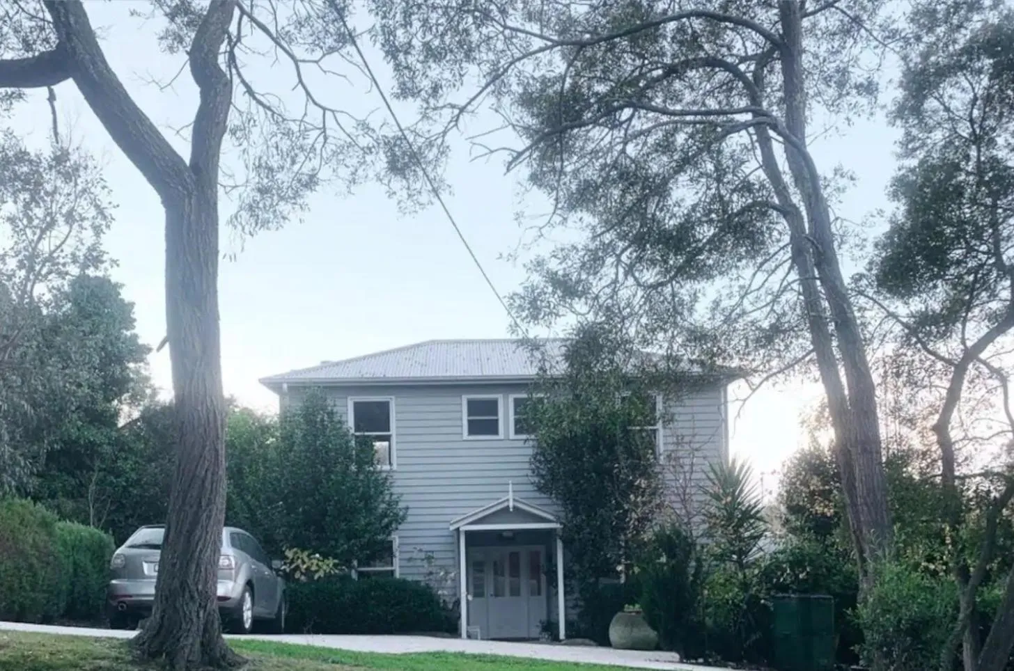 Property building in La Perouse Lorne