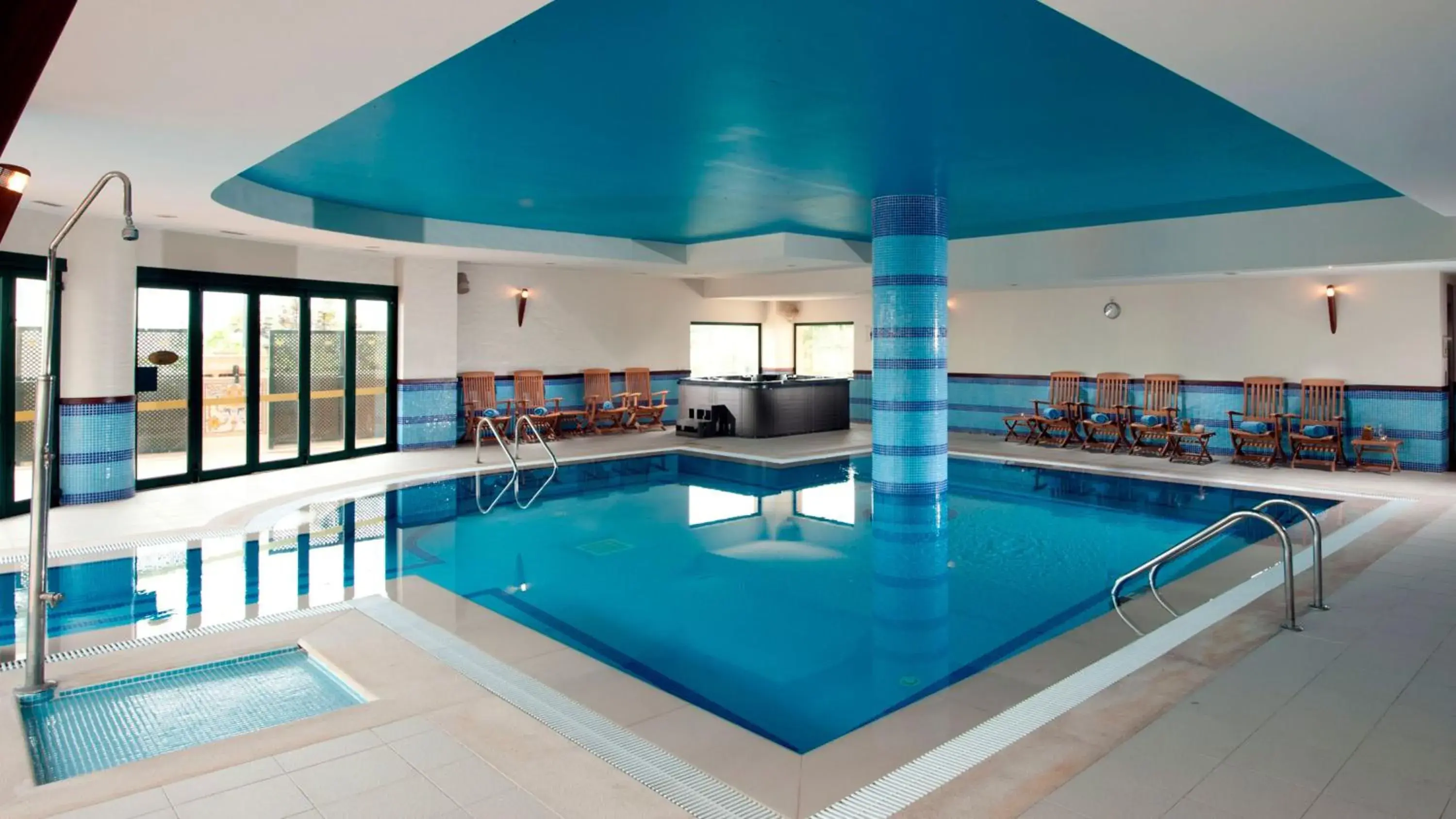 Swimming pool in Real Bellavista Hotel & Spa Swimming pool in Real Bellavista Hotel & Spa