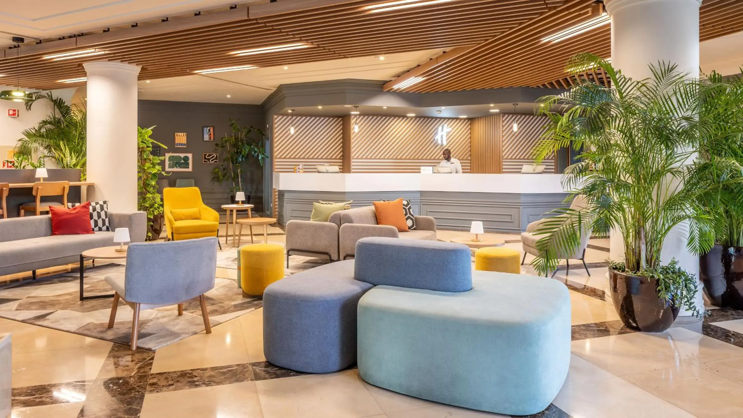 Property building in Holiday Inn Algarve Albufeira by IHG Property building in Holiday Inn Algarve Albufeira by IHG