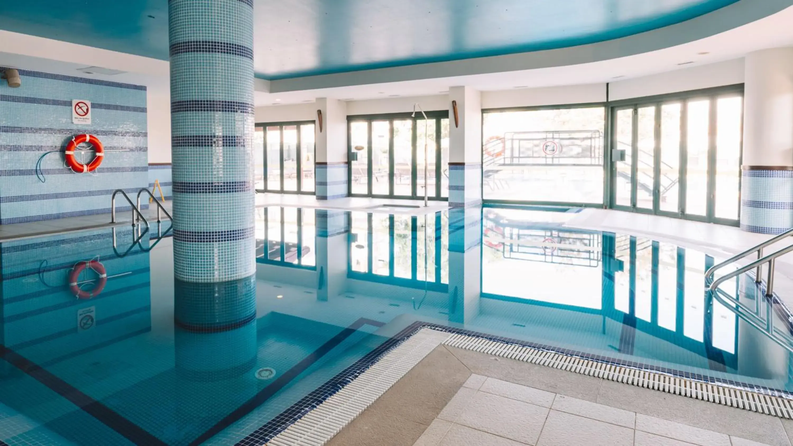 Swimming pool in Real Bellavista Hotel & Spa Swimming pool in Real Bellavista Hotel & Spa
