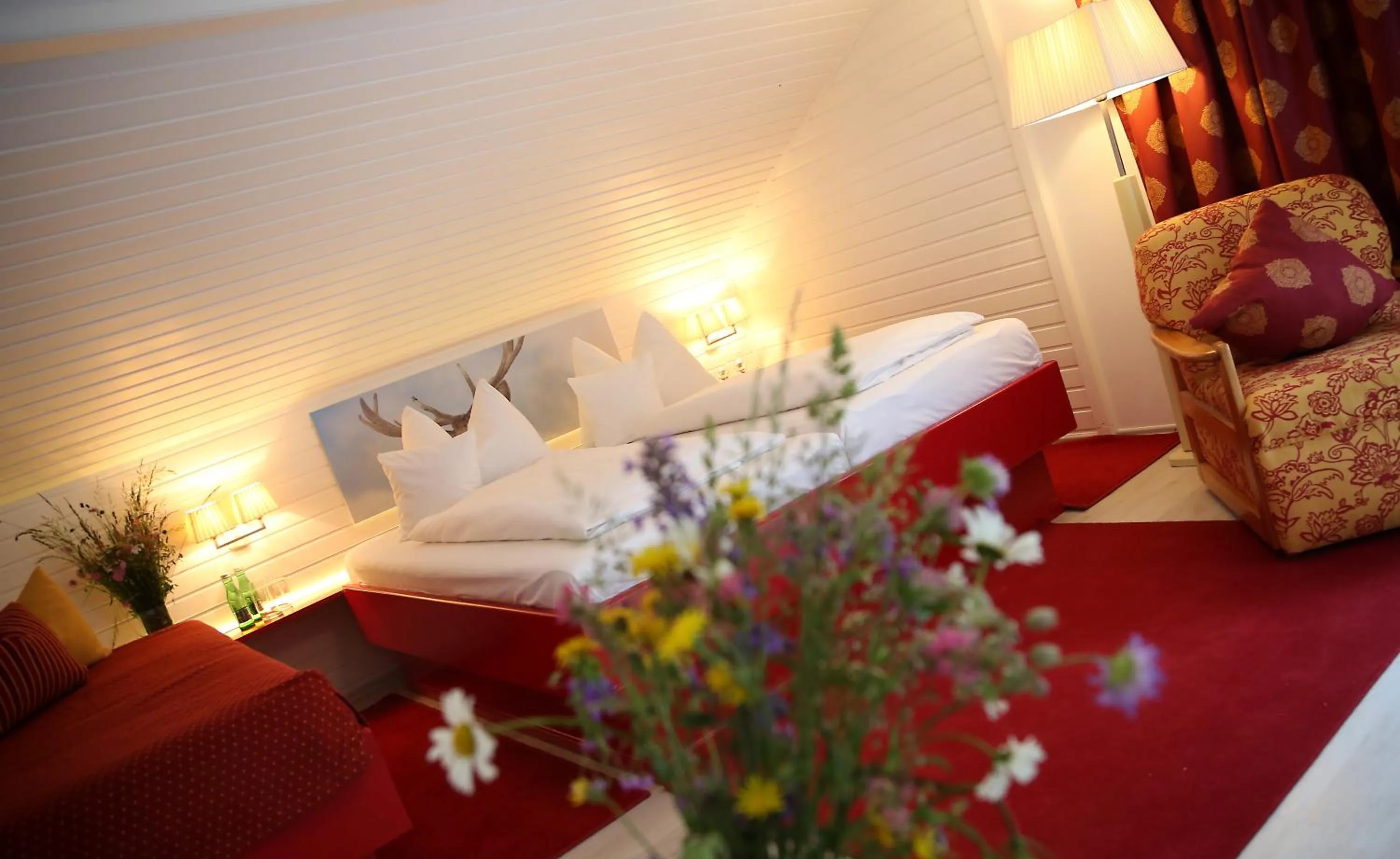 Photo of the whole room, Bed in Berghotel Hois
