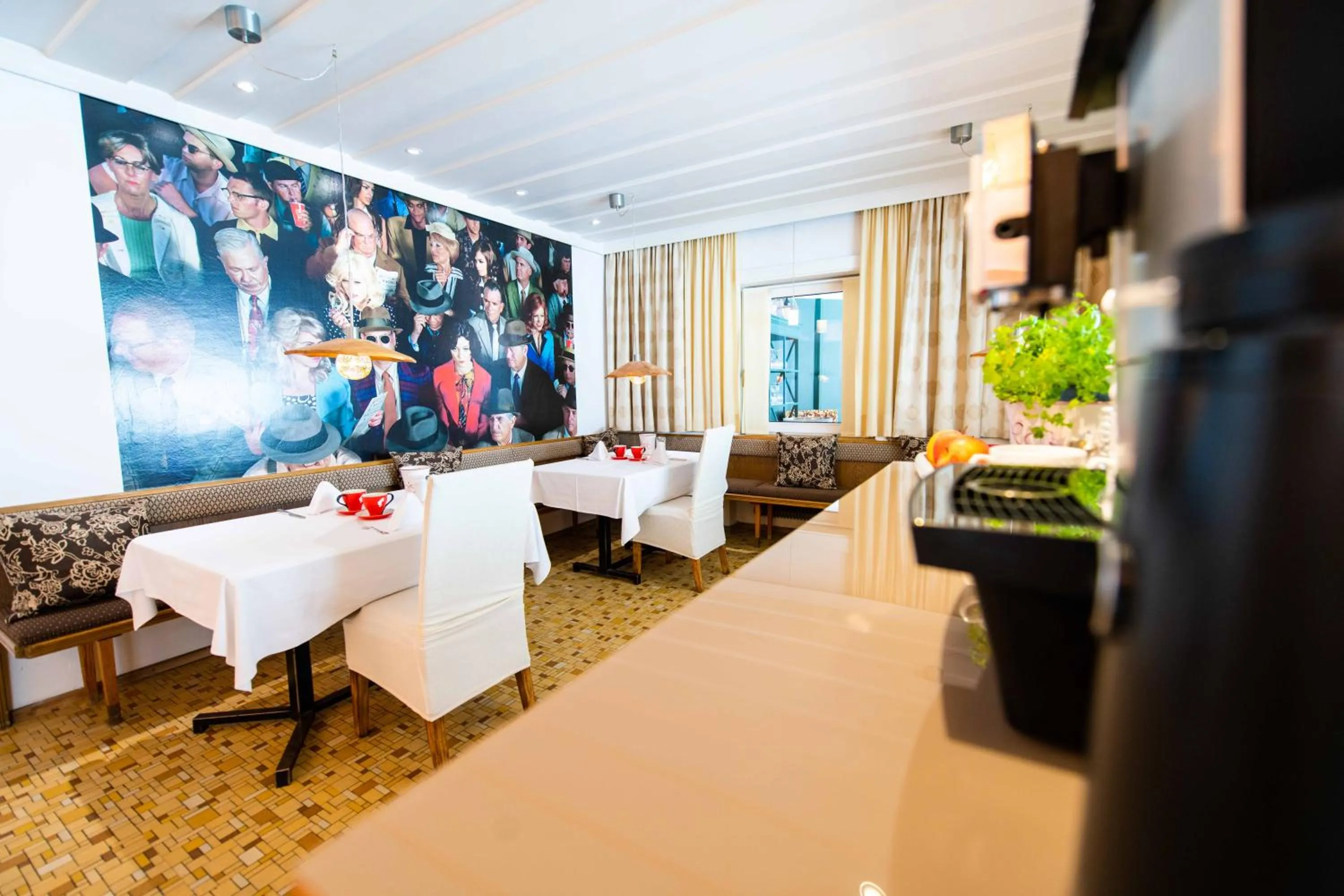 Restaurant/places to eat in Berghotel Hois