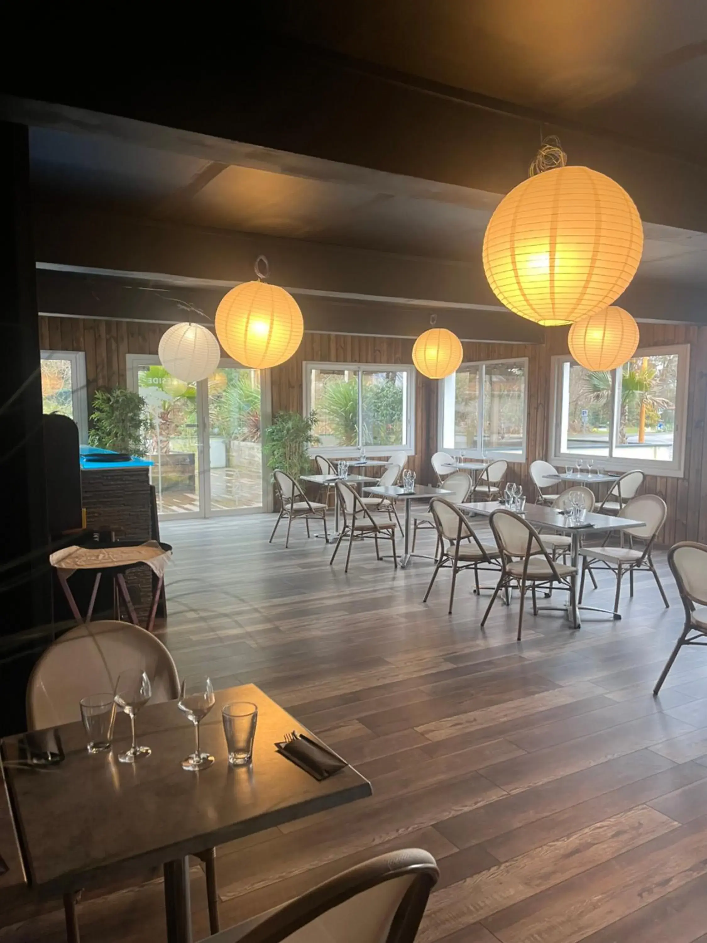 Restaurant/places to eat in The Originals Boutique, Hôtel Lakeside, Biscarrosse , Lac Restaurant/places to eat in The Originals Boutique, Hôtel Lakeside, Biscarrosse , Lac