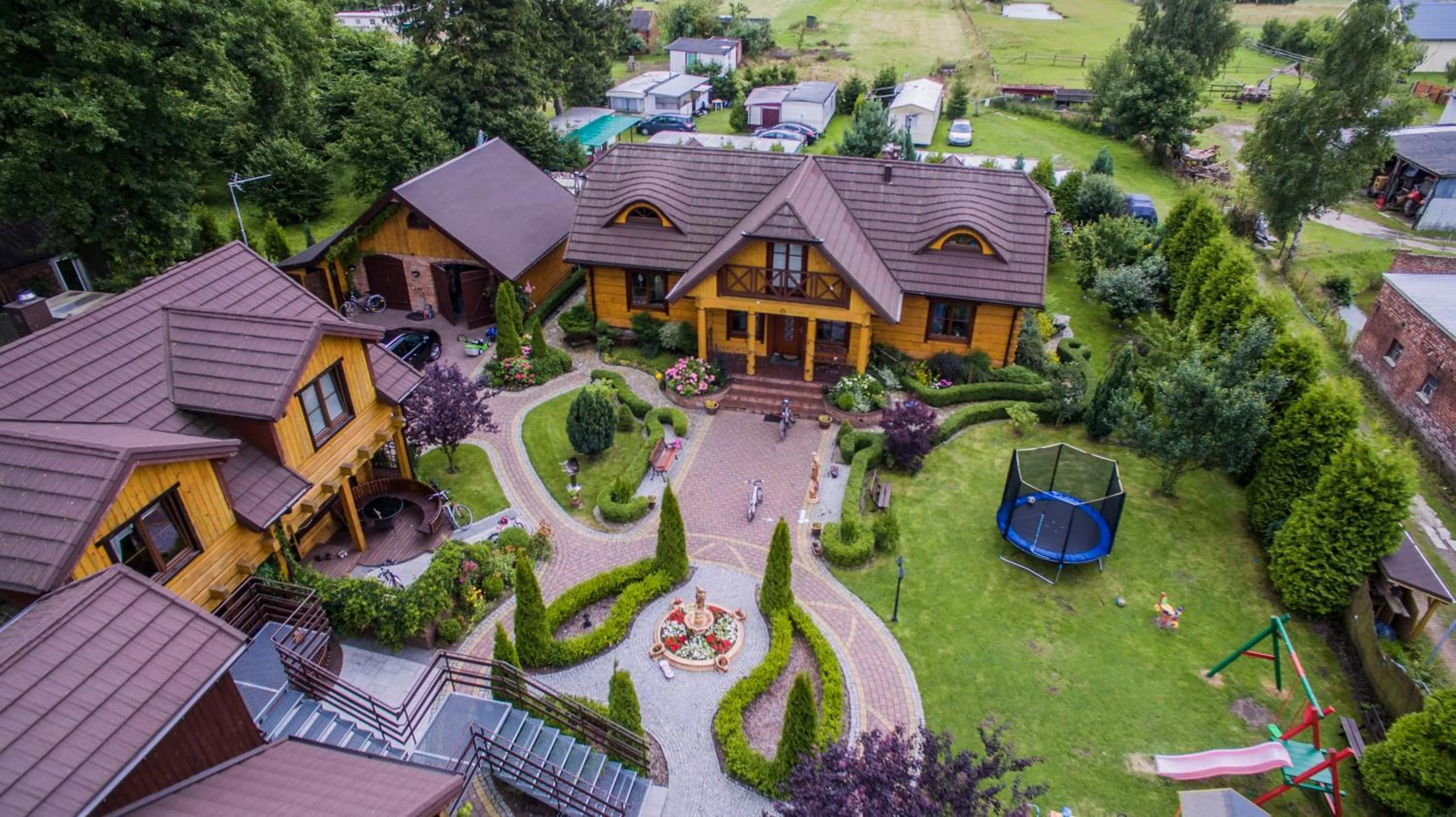 Property building in Osada Morskie Ustronie