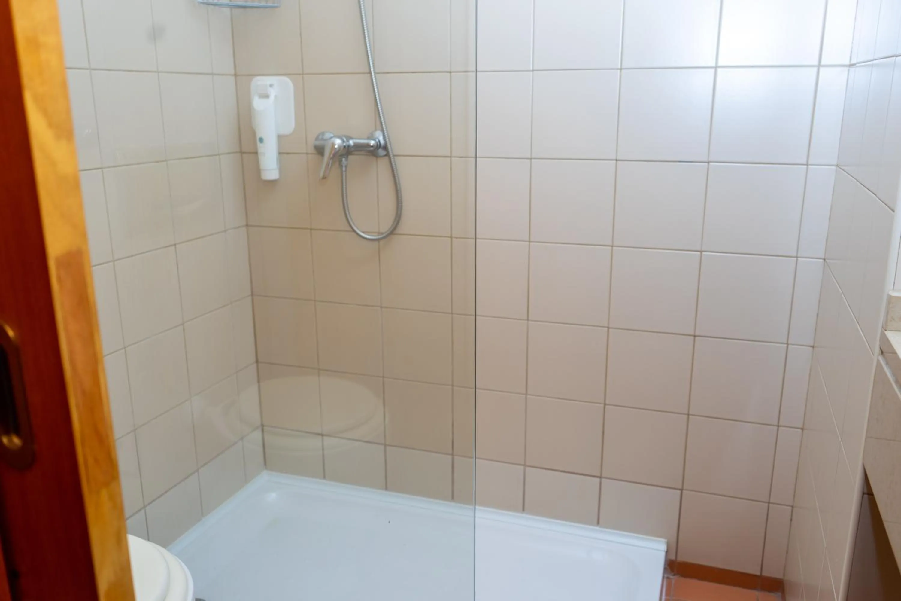 Bath in Flag Hotel Barcelos