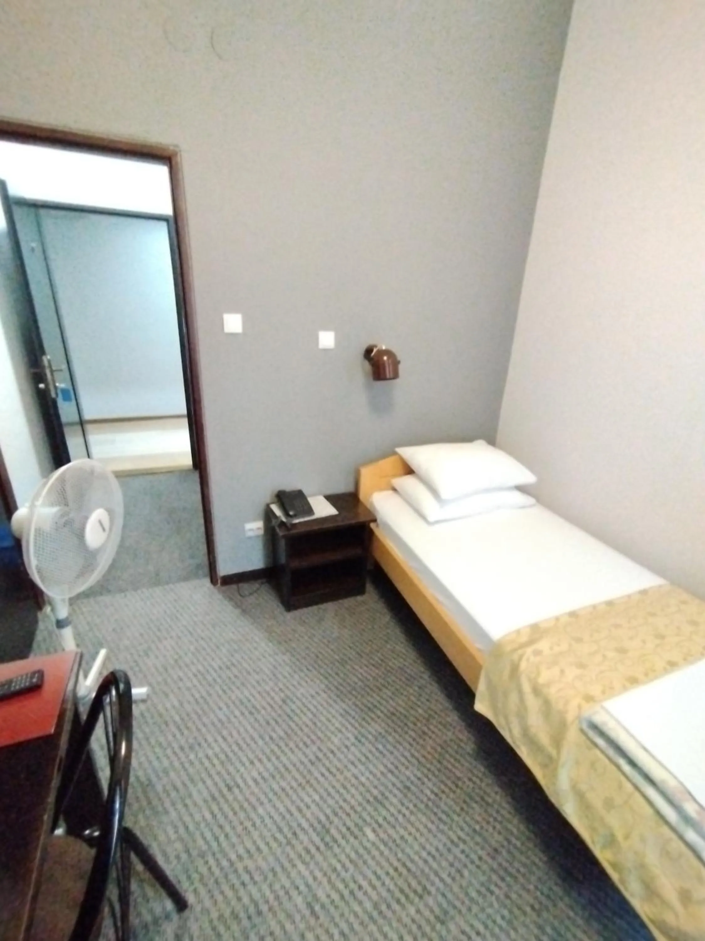 Bedroom, Bed in Hotel Vojvodina