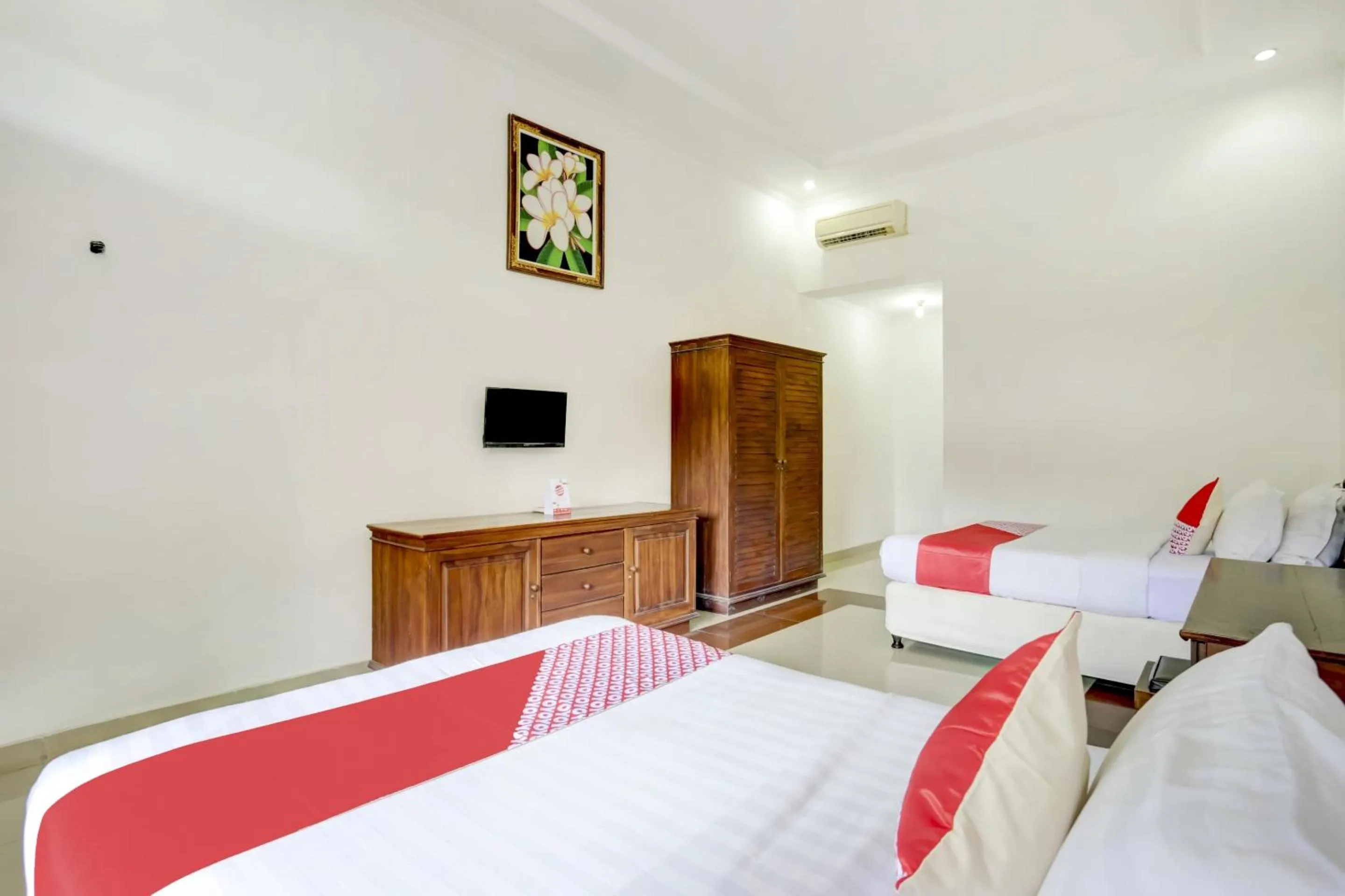 Bedroom, Bed in Hotel O Ratu