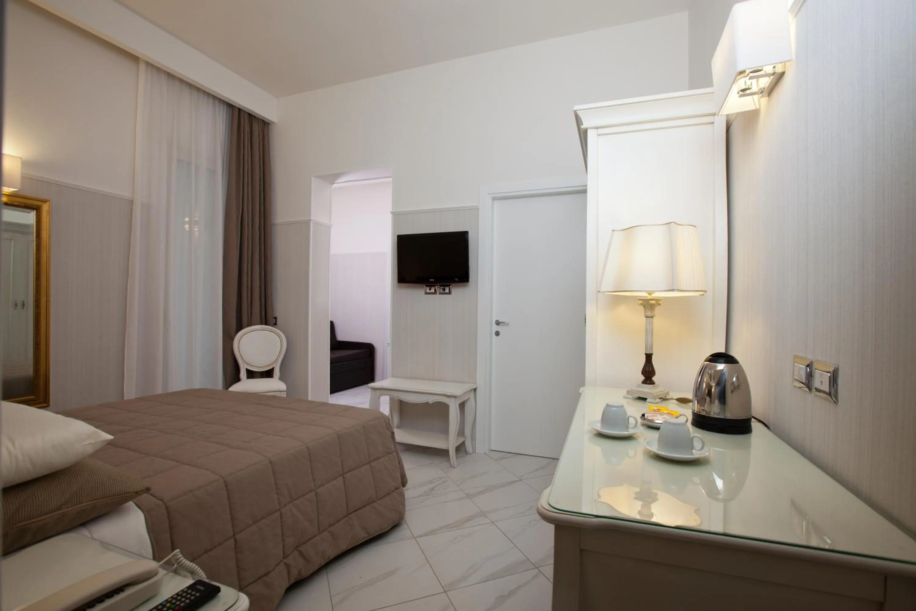 Photo of the whole room, Bed in Hotel Residence Villa Del Mare