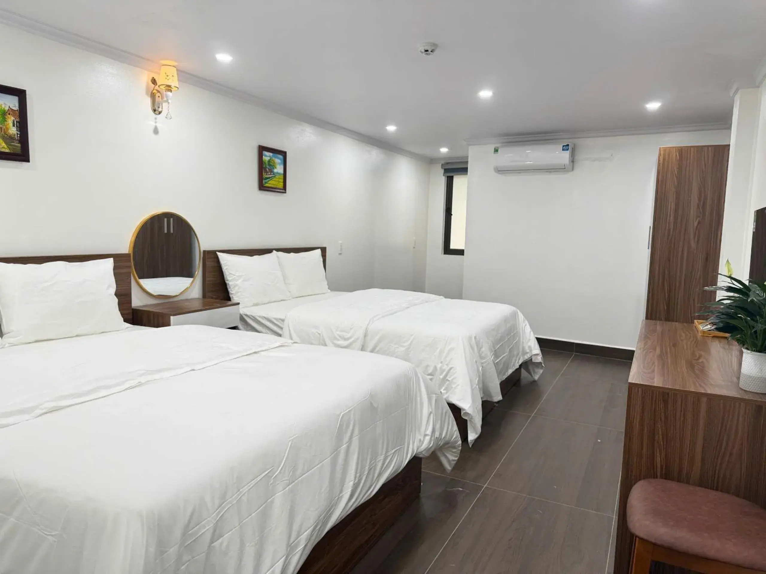 Bedroom, Bed in Family Transit 2 Hotel Bedroom, Bed in Family Transit 2 Hotel