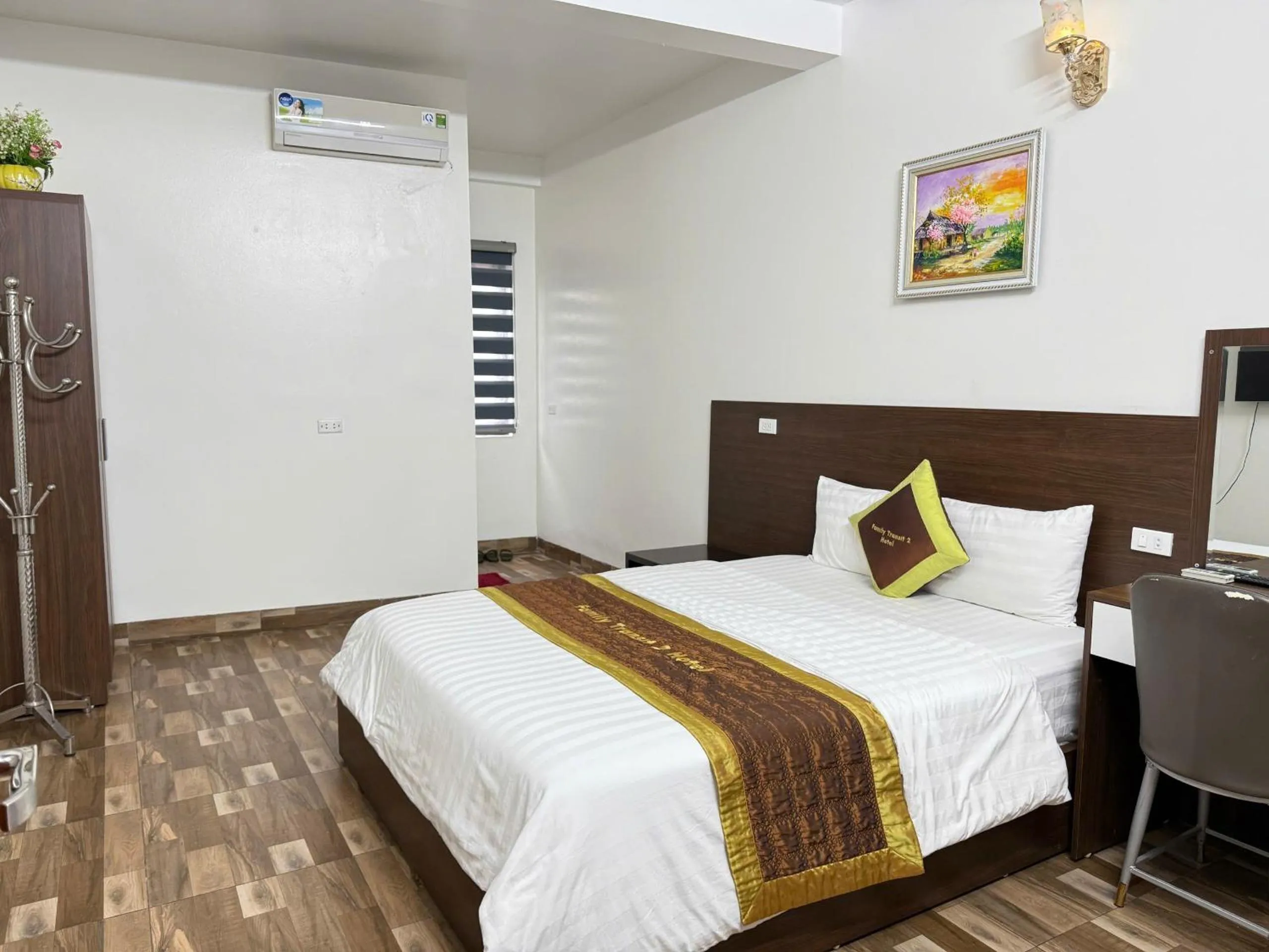 Bed in Family Transit 2 Hotel