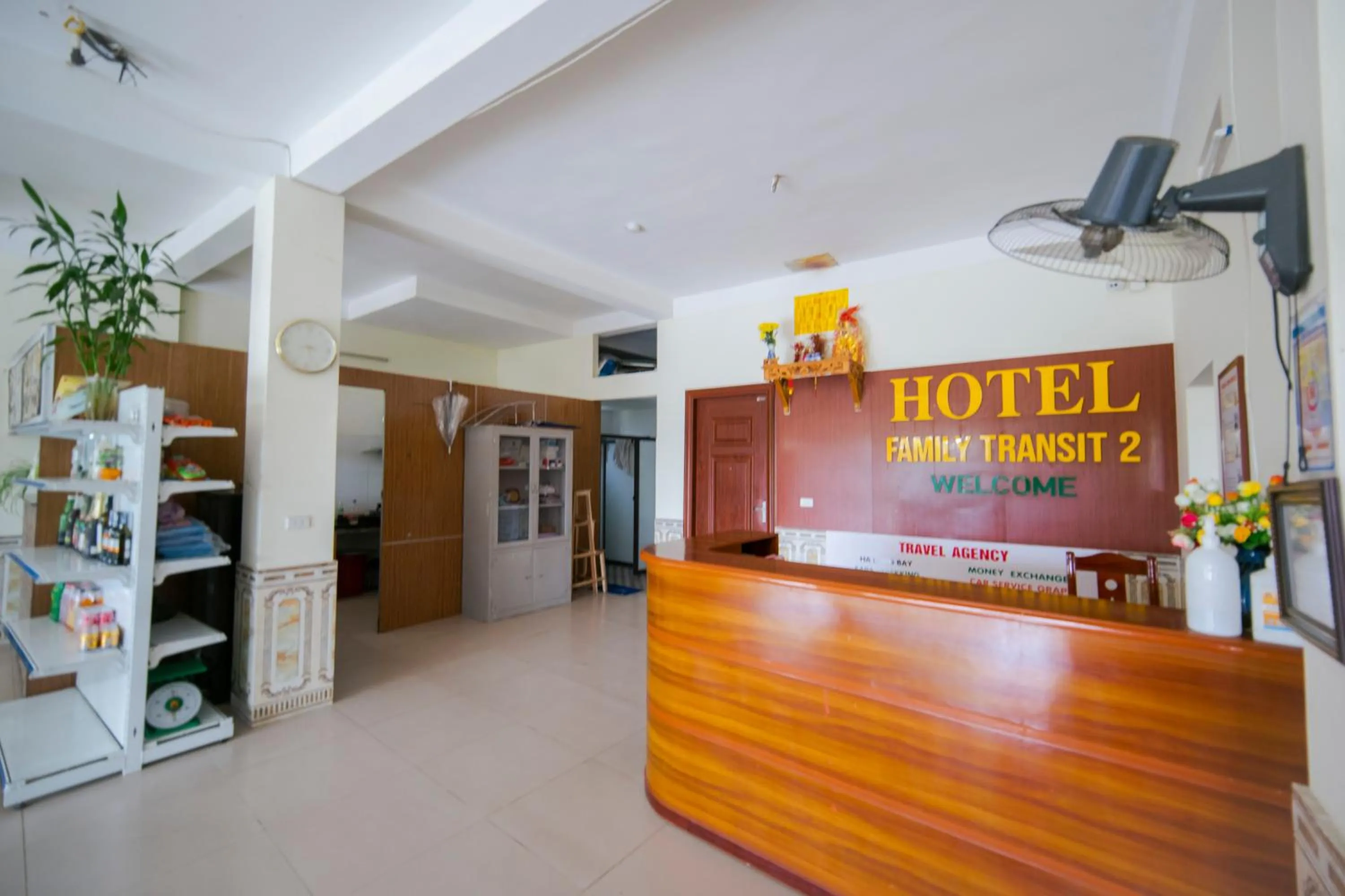 Lobby or reception in Coffe House Homestay