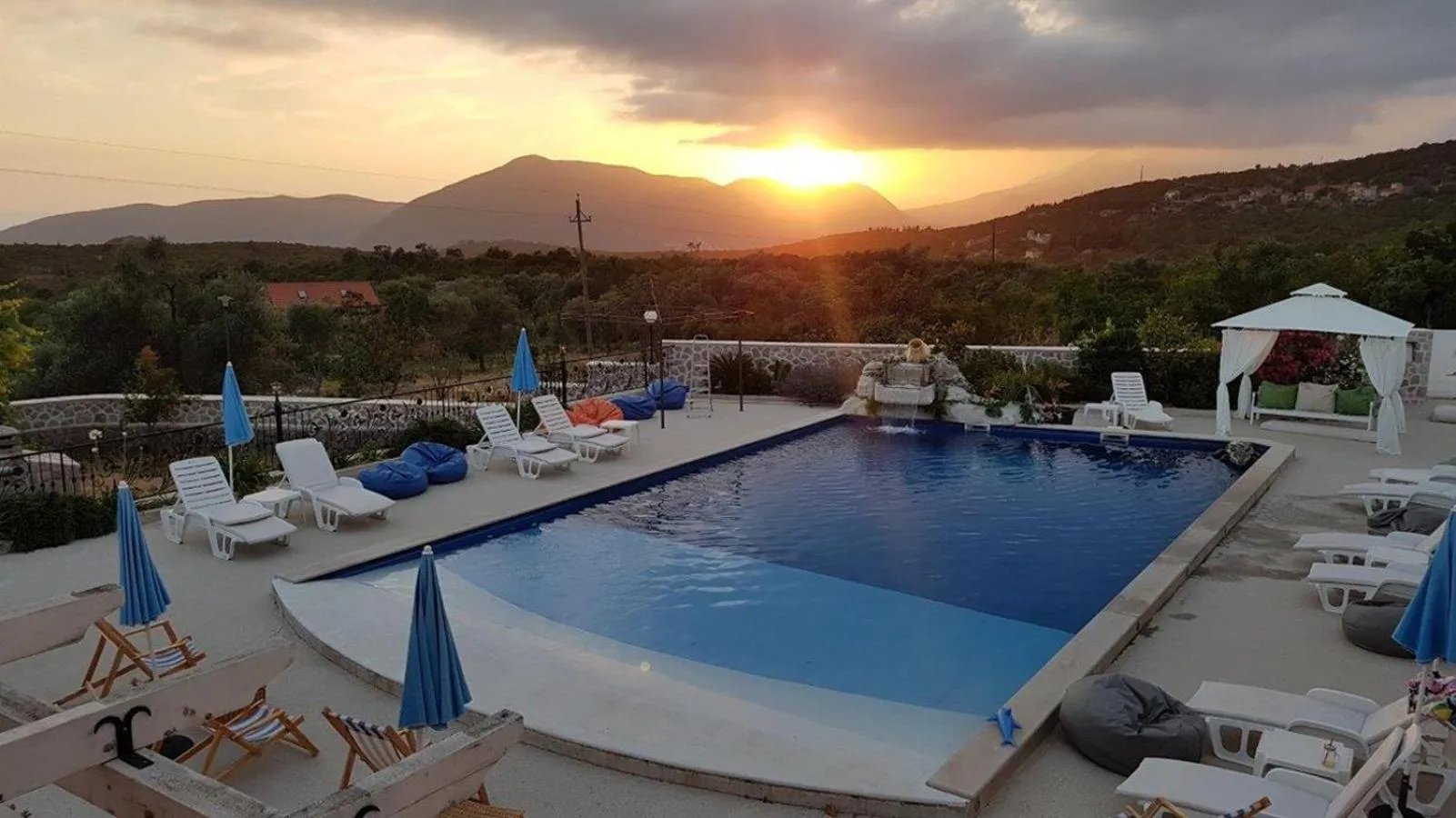 Pool view in Luštica Apartments