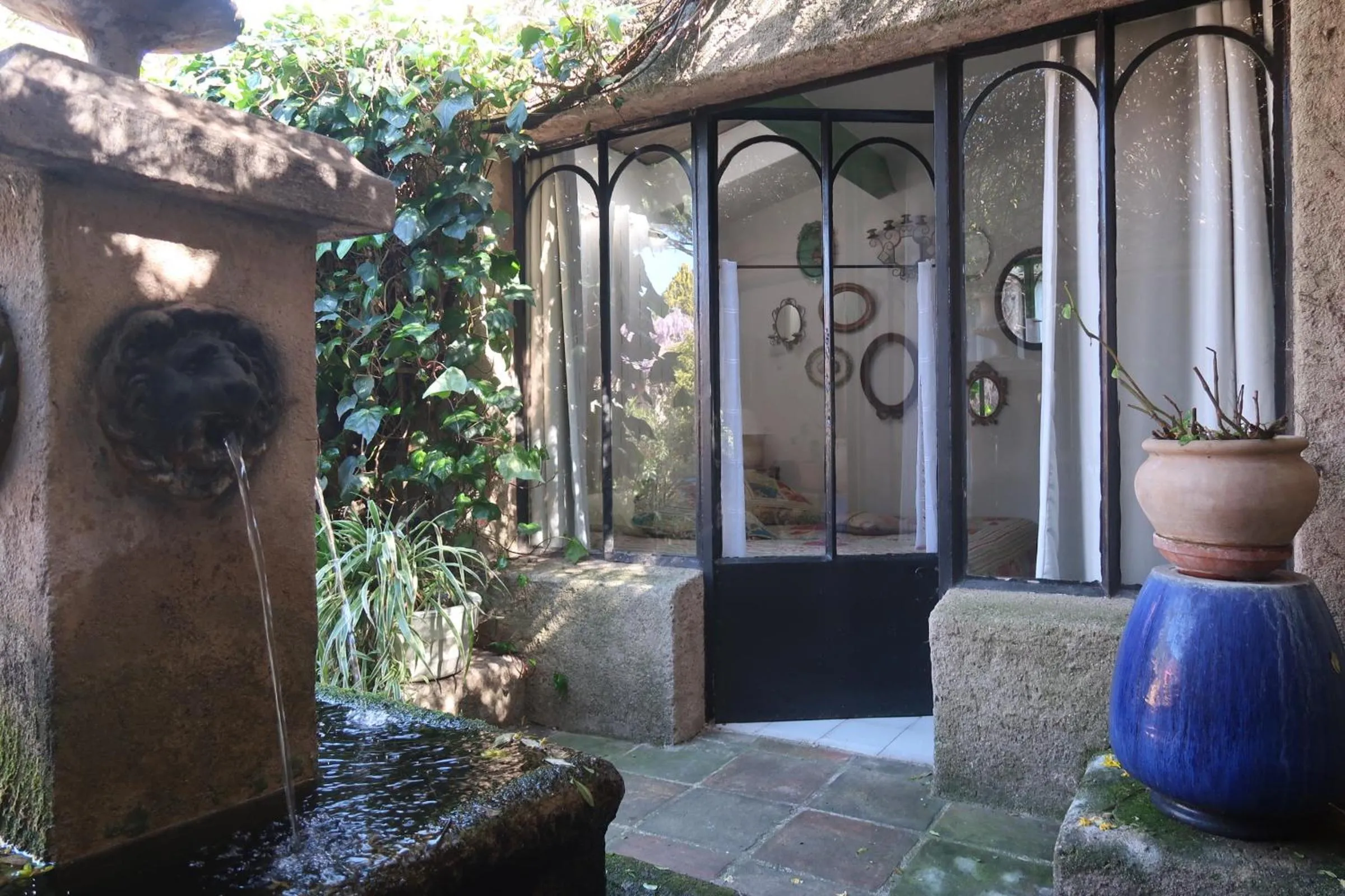 L'Amandari - Provence holidays - Chambres d'hôtes avec jardin, piscine, jacuzzi, climatisation