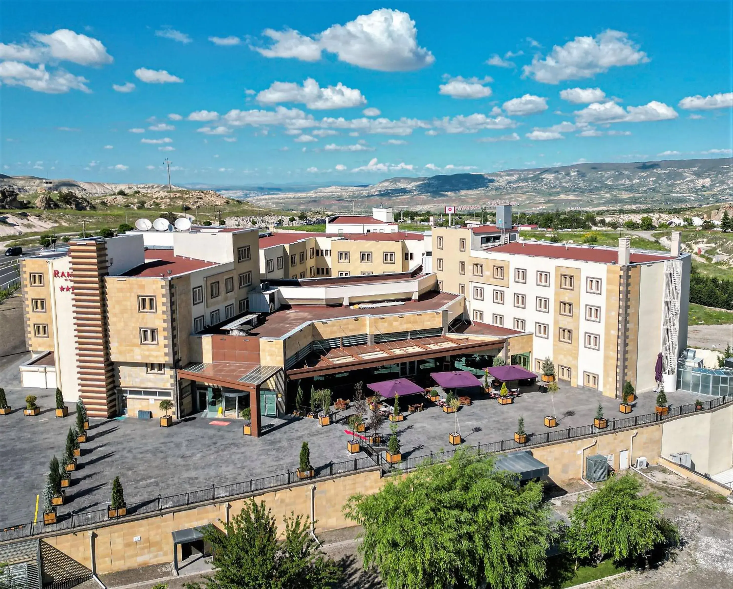 Property building in Ramada By Wyndham Cappadocia Property building in Ramada By Wyndham Cappadocia