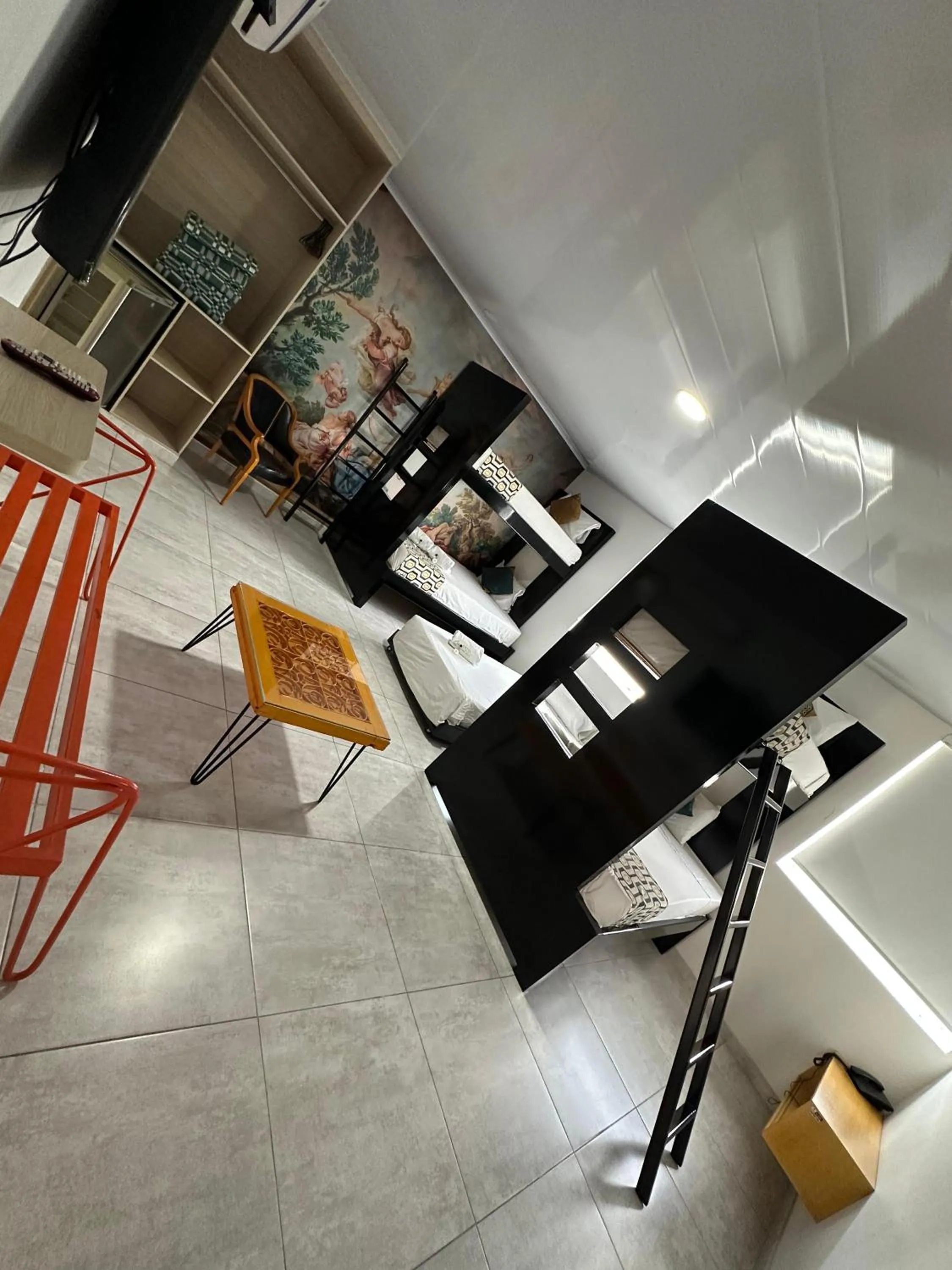 bunk bed in Hotel Millenium Victoria Plaza