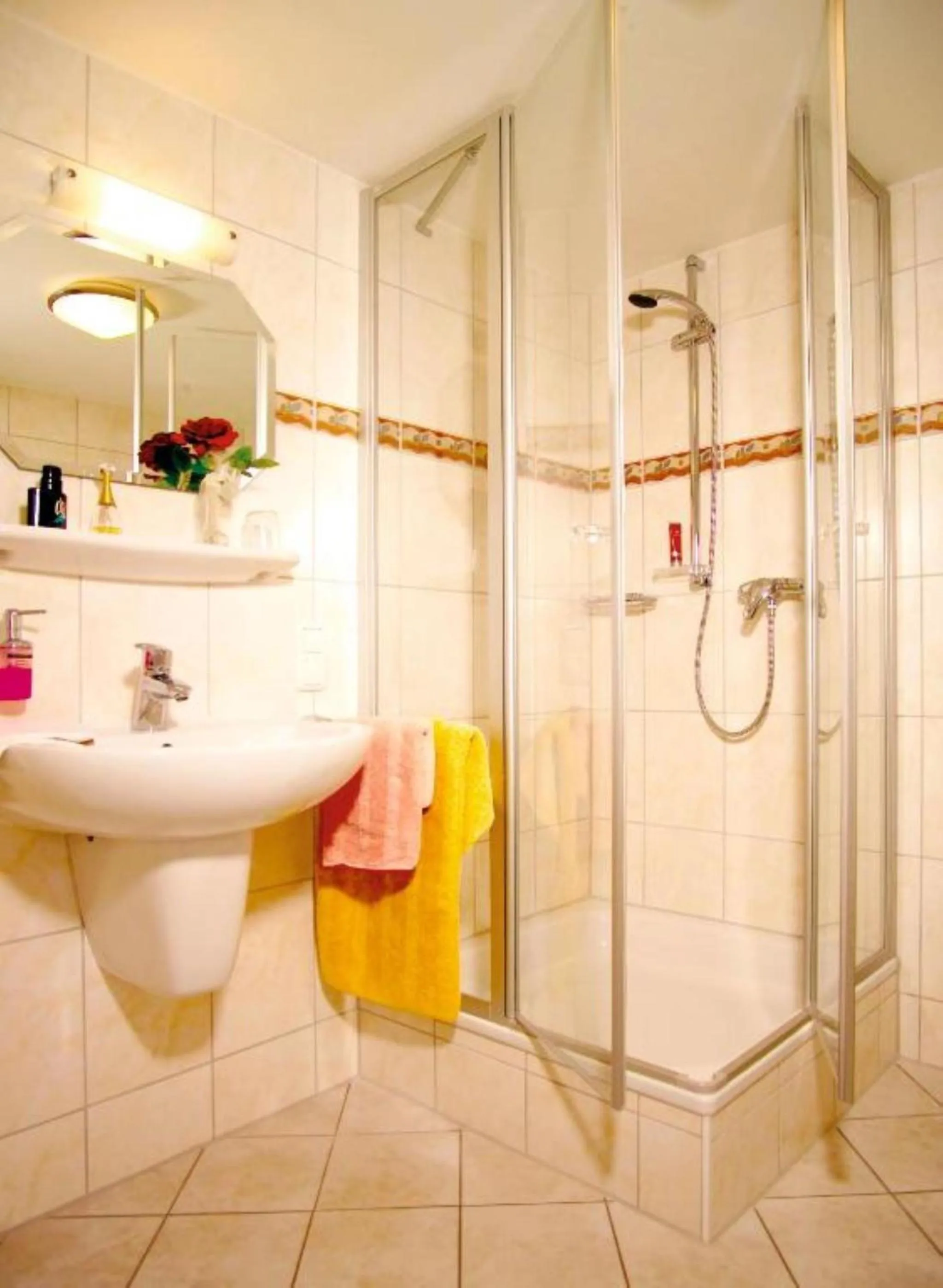 Bathroom in Gasthof Gigl