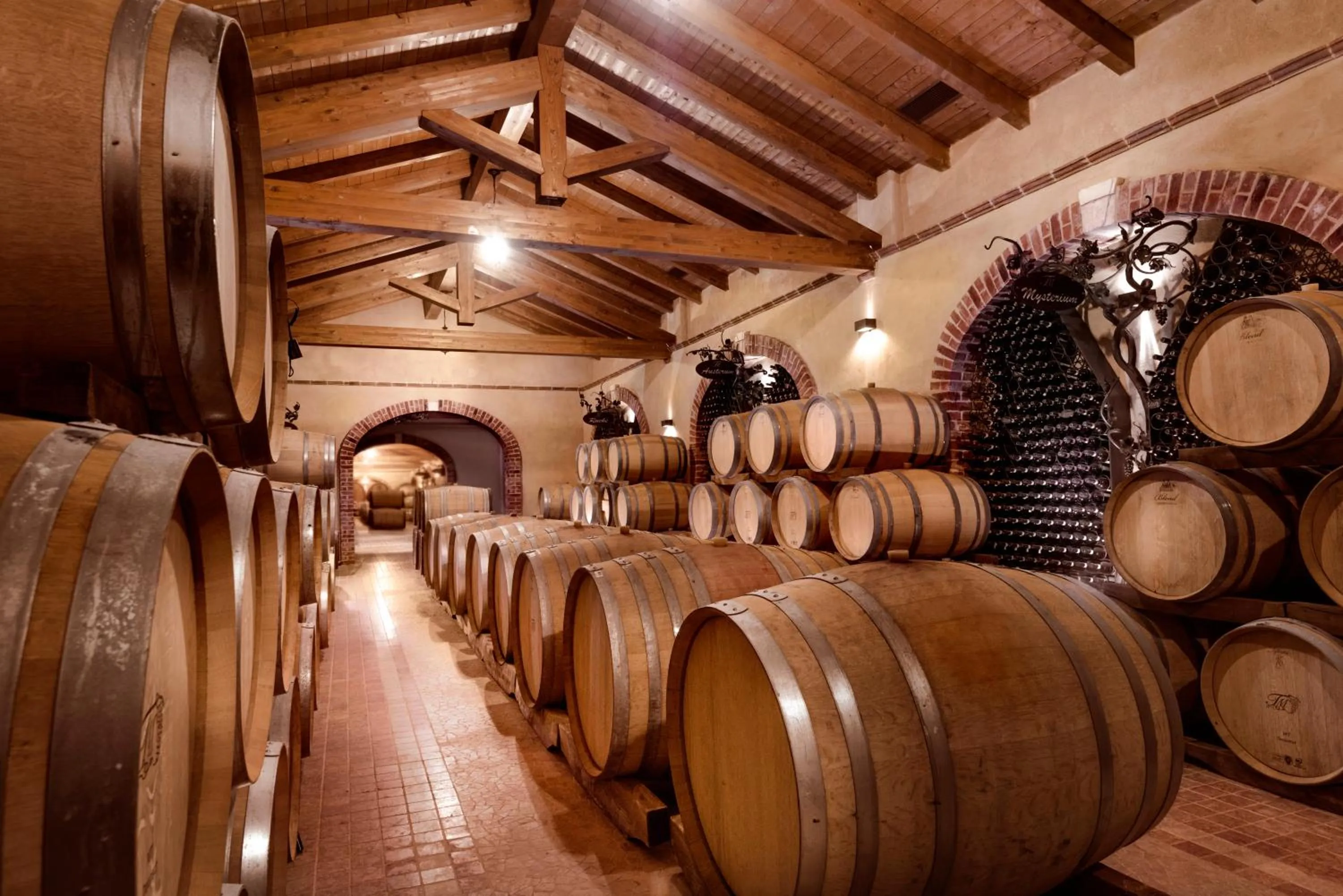 Area and facilities in Tenuta Montemagno Relais & Wines
