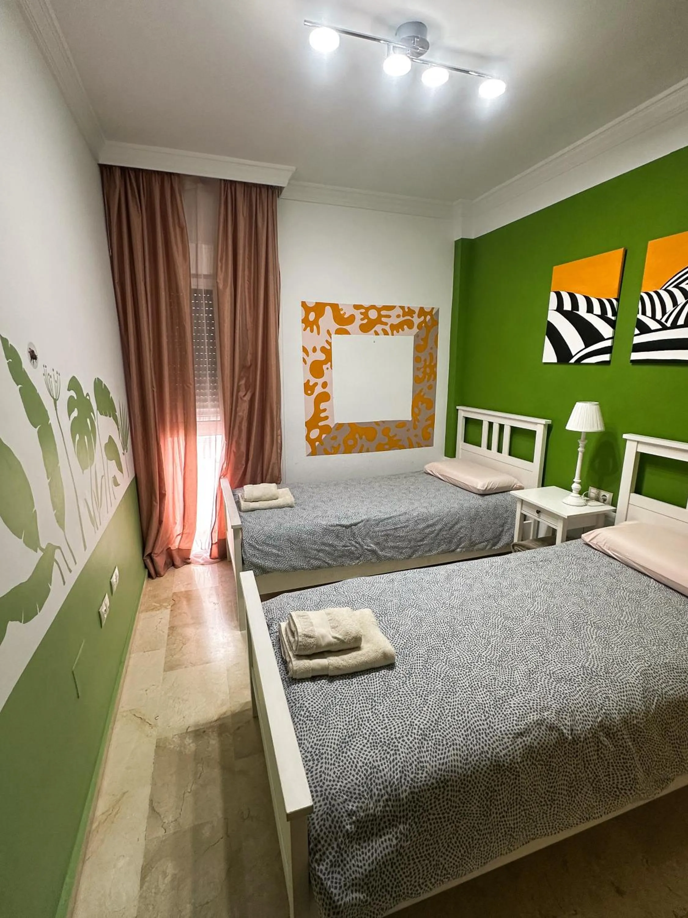 Bed in ELENA Flat Malaga Center