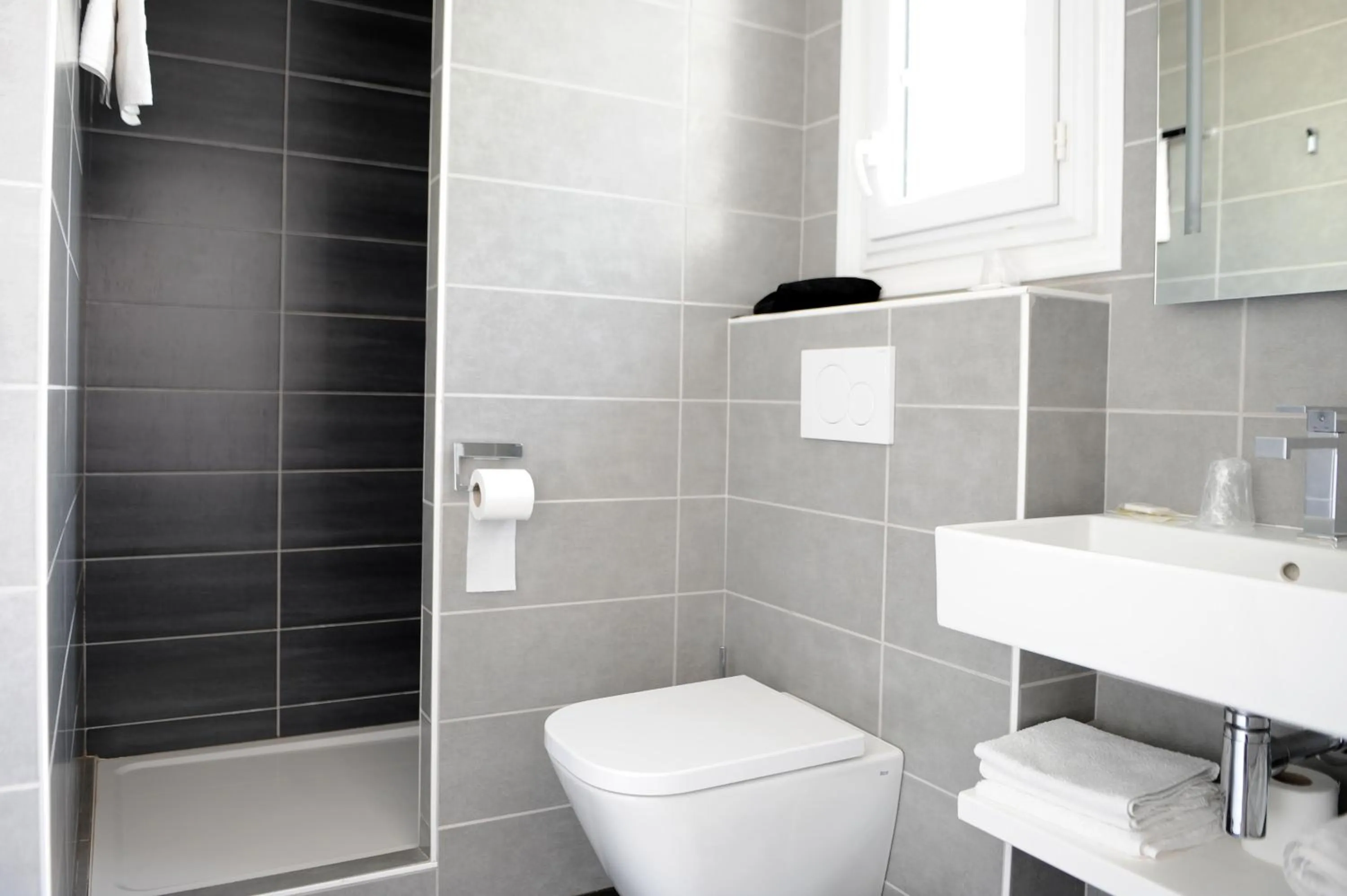 Bathroom in Manexenea