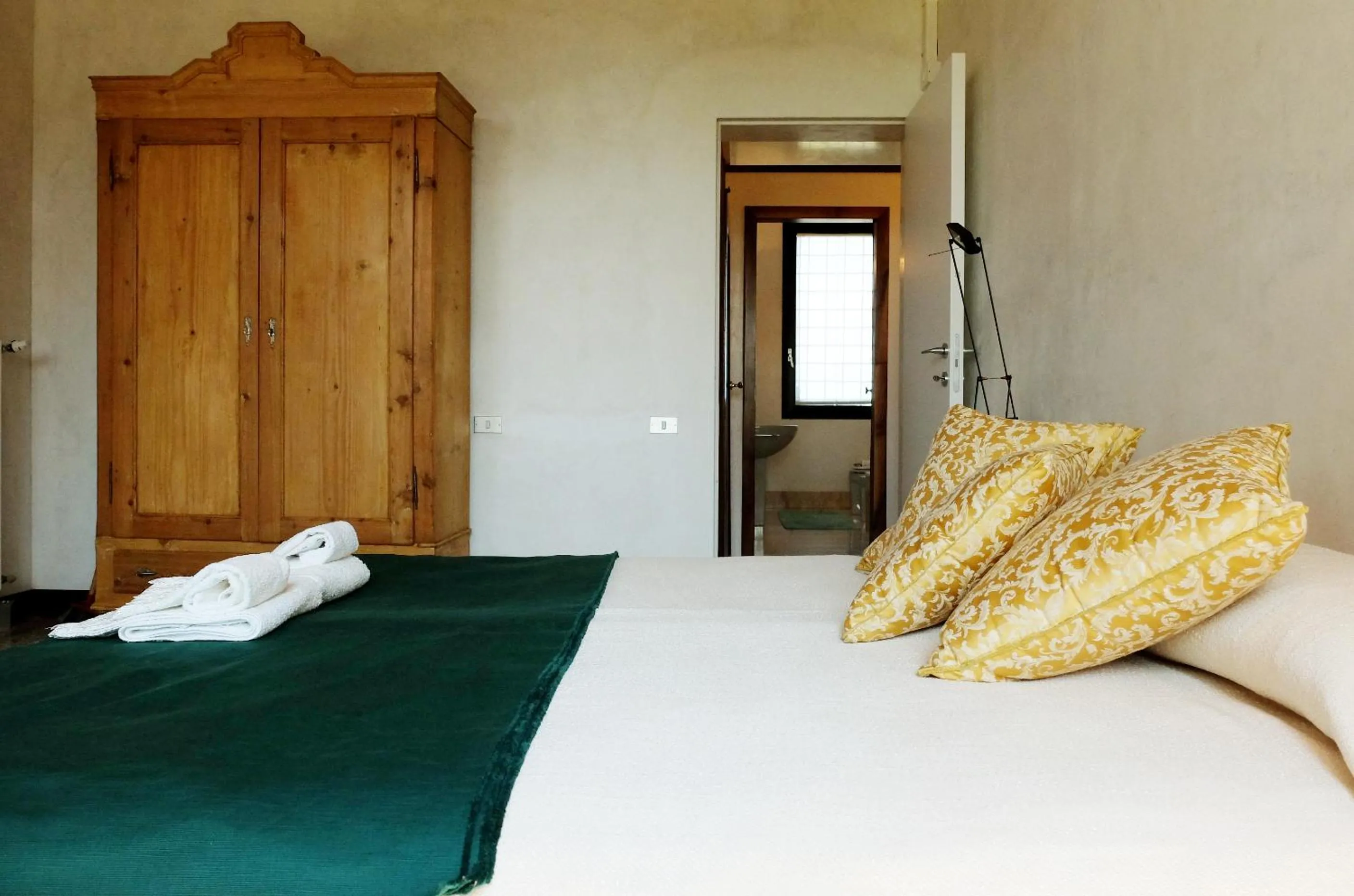 Photo of the whole room, Bed in Il Selese