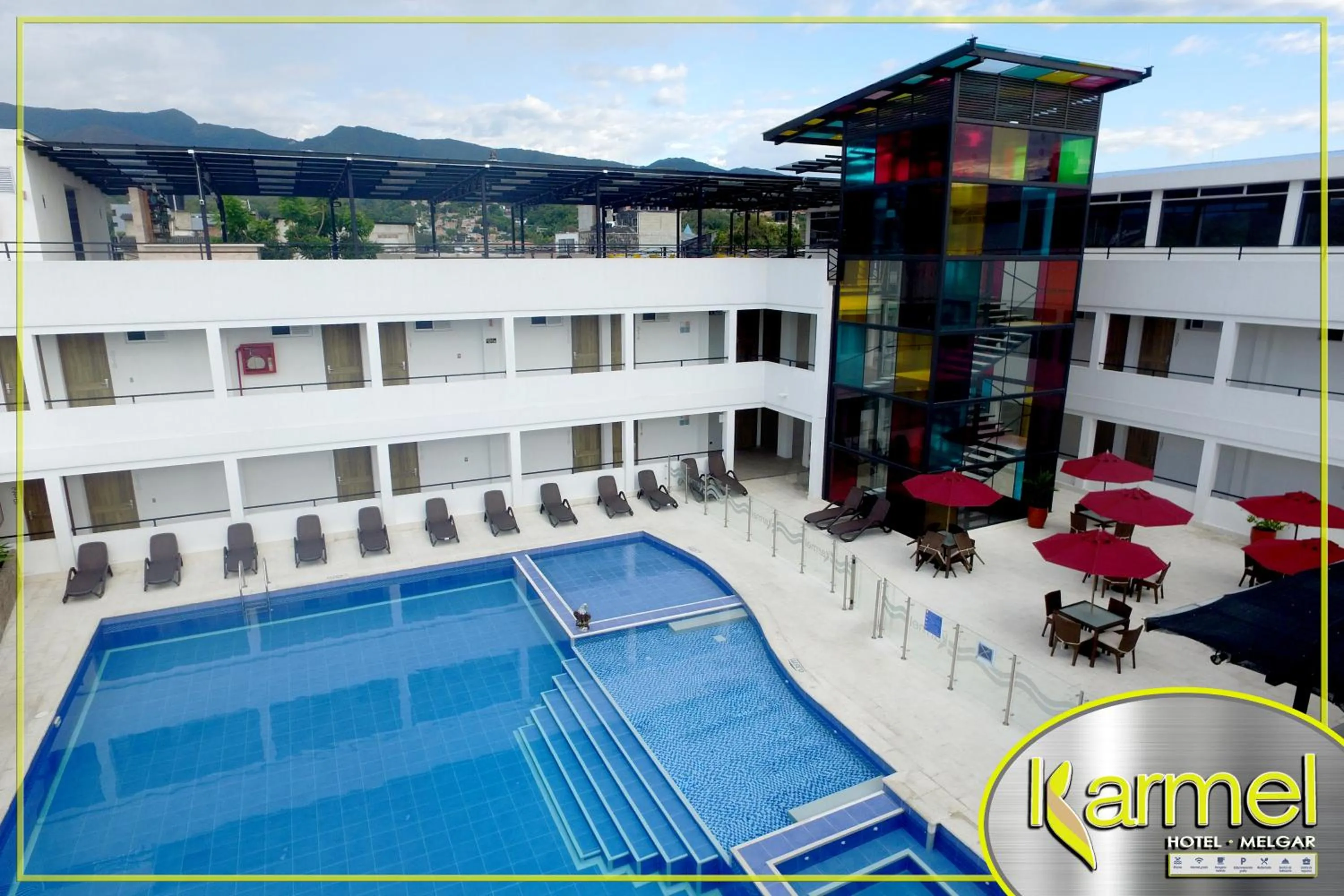 Pool view in Hotel Karmel