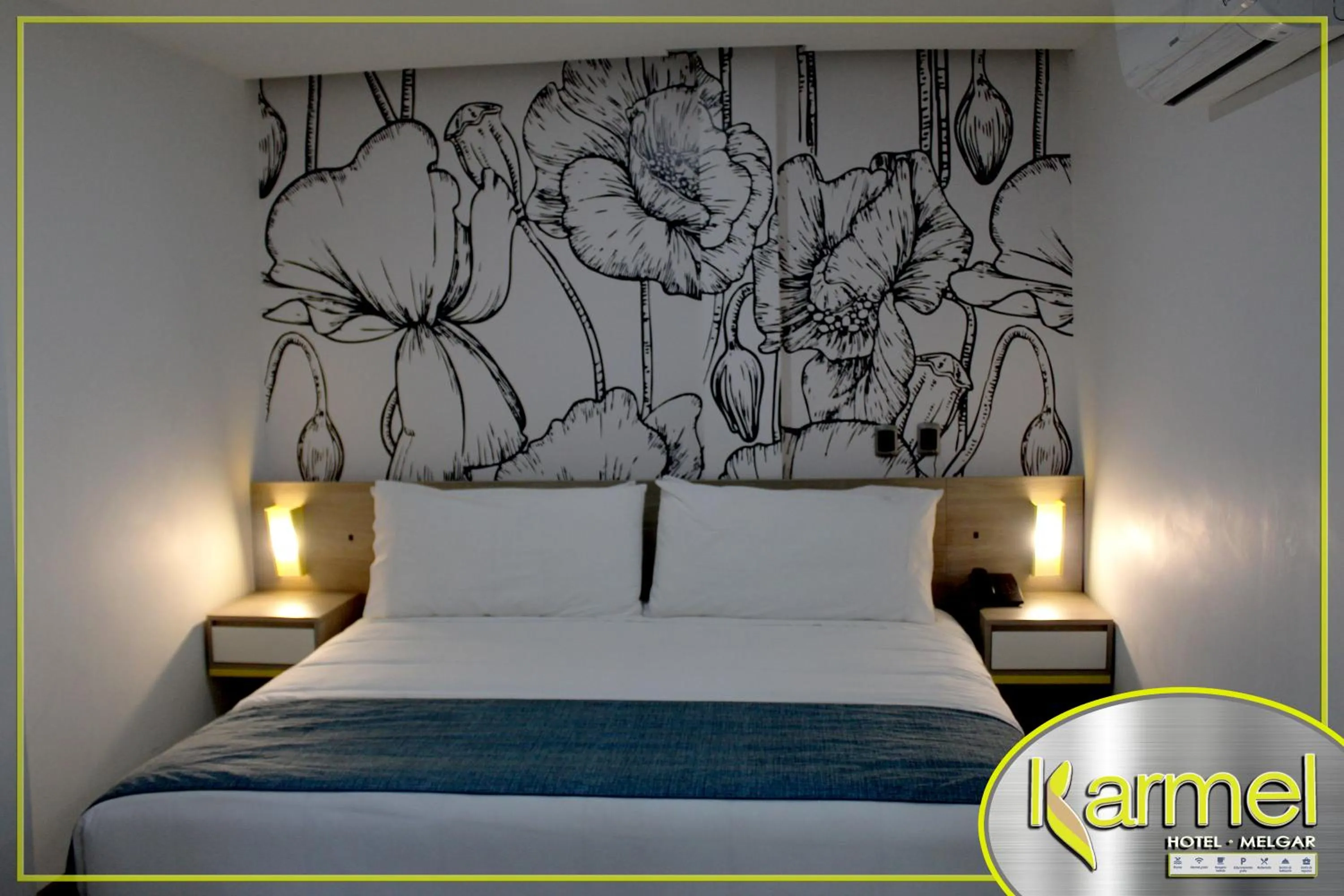 Bed in Hotel Karmel