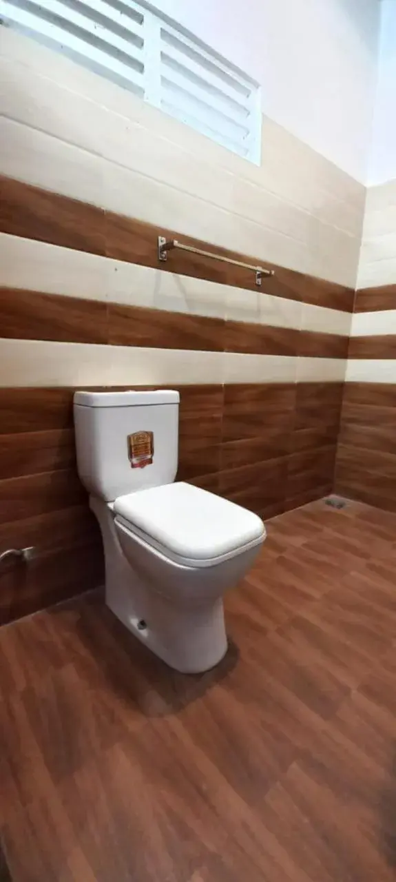 Budget Double Room in Airport Pearl Garden Transit Hotel Budget Double Room in Airport Pearl Garden Transit Hotel