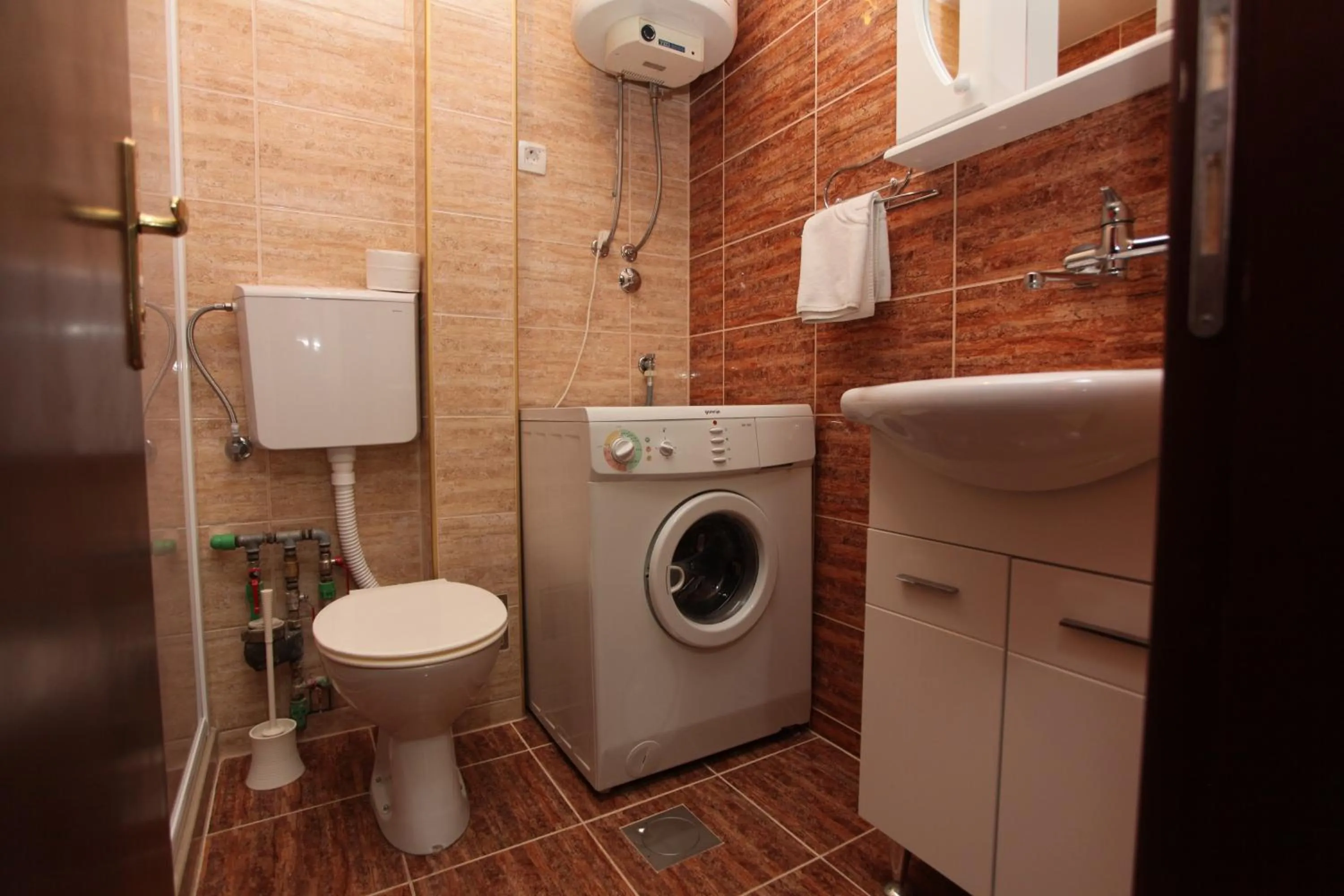 Bathroom in Apartments Memidz