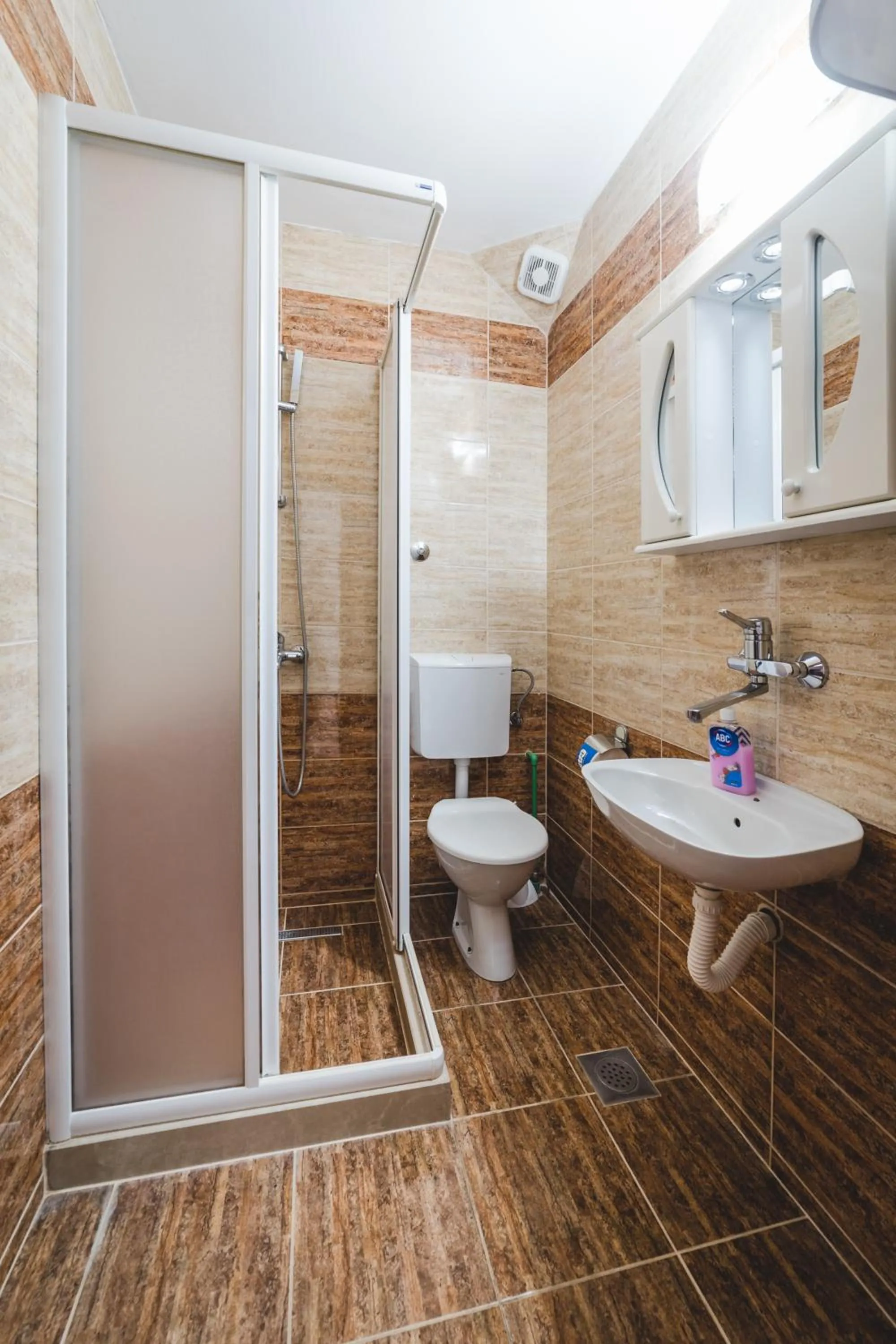 Bathroom in Apartments Memidz