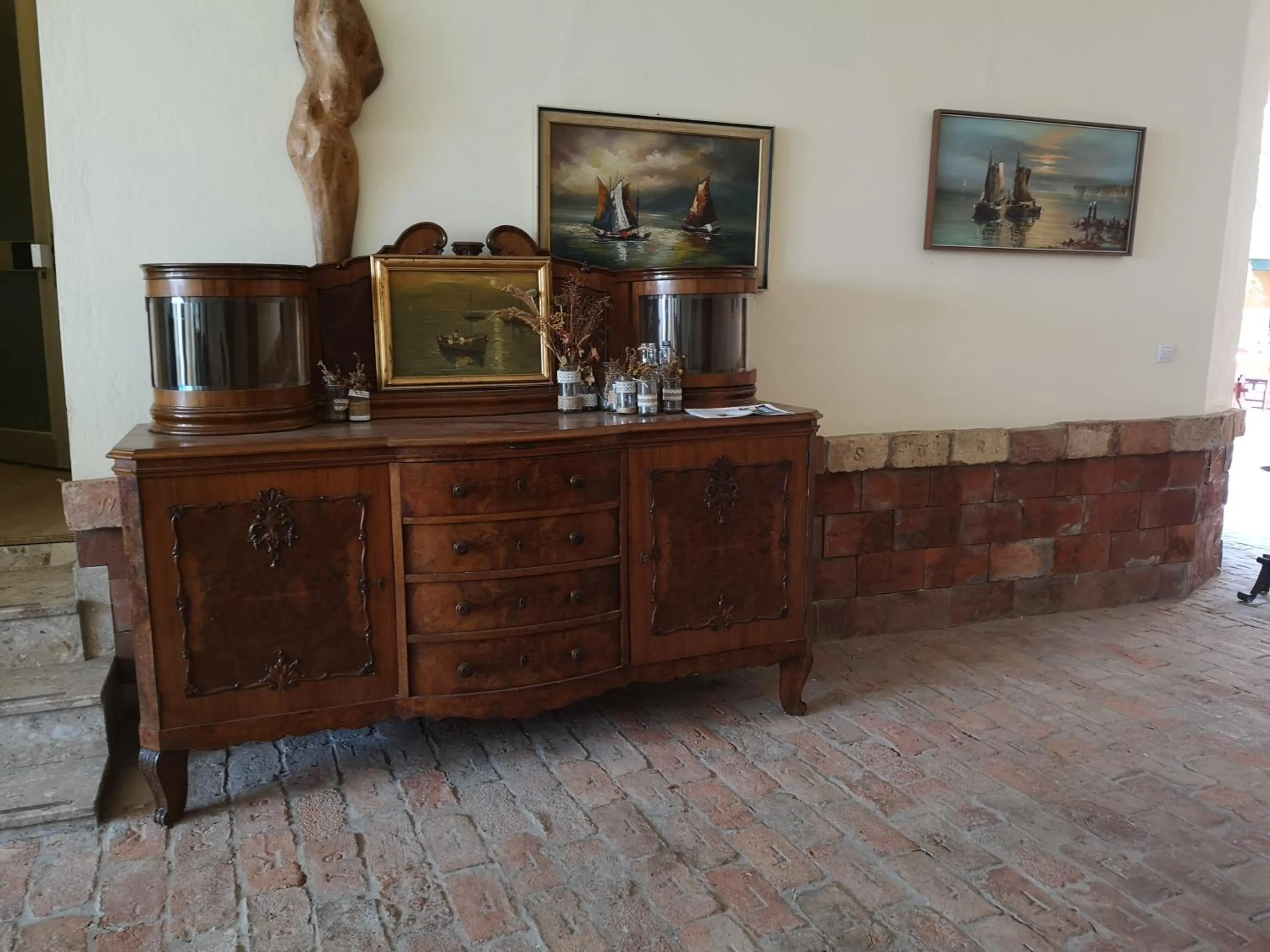 Area and facilities in Máté Pension