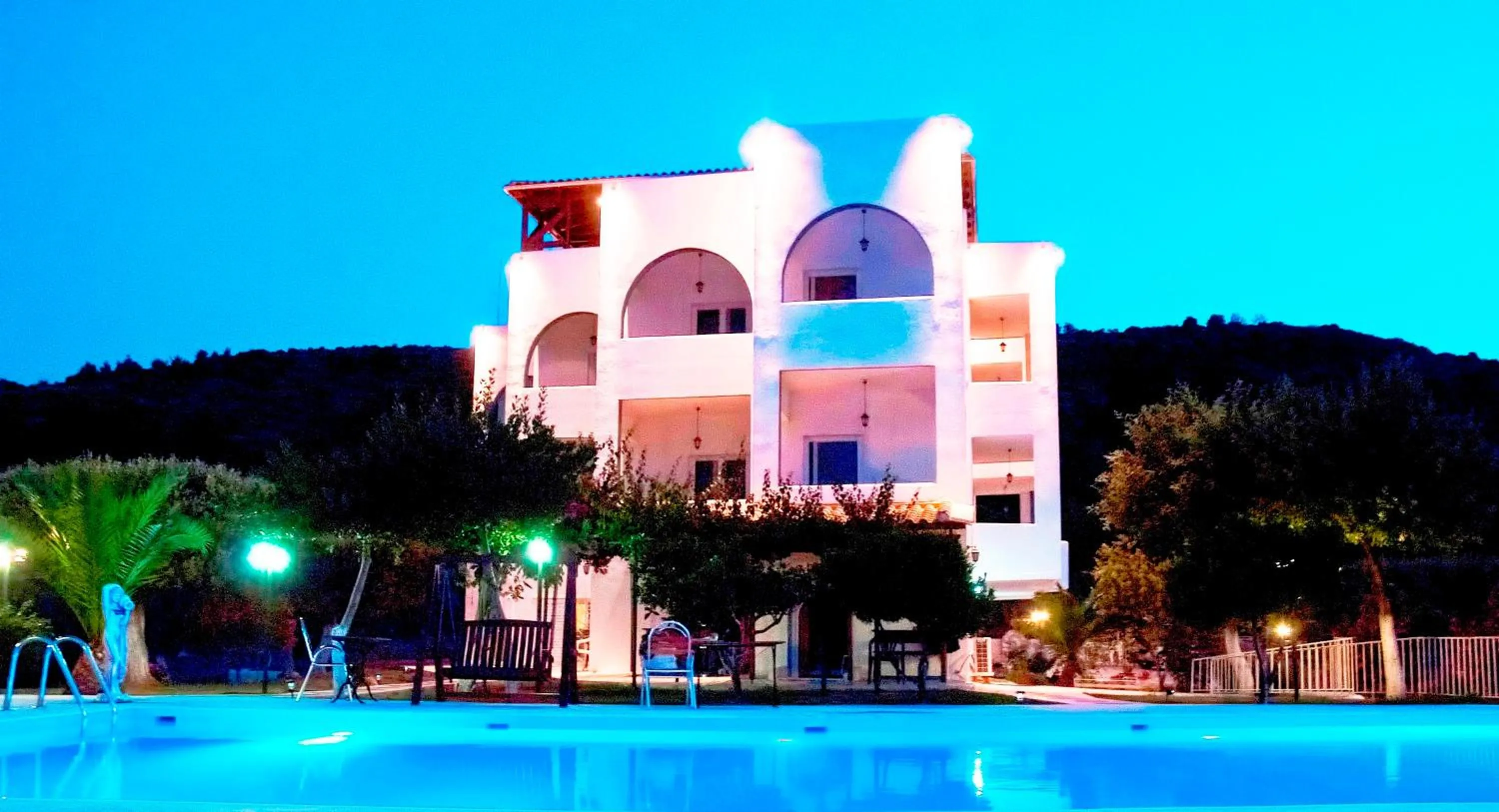 Facade/entrance in Villa Agnanti Boutique