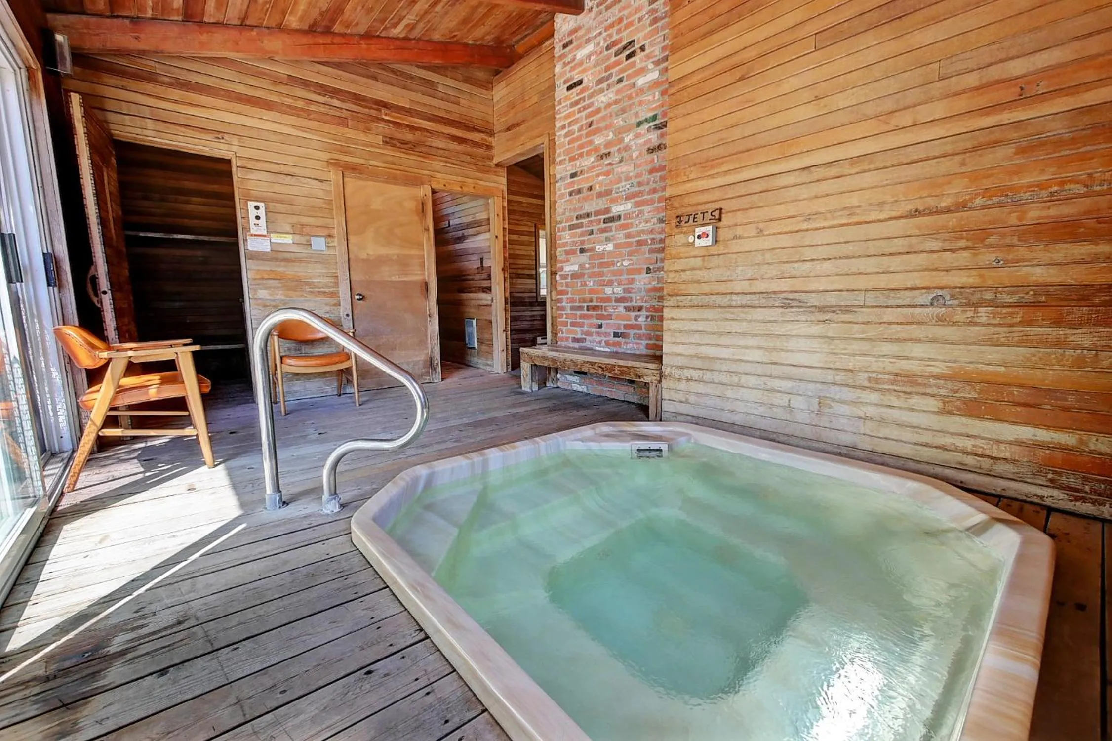 Sauna in Idle A While Cabins