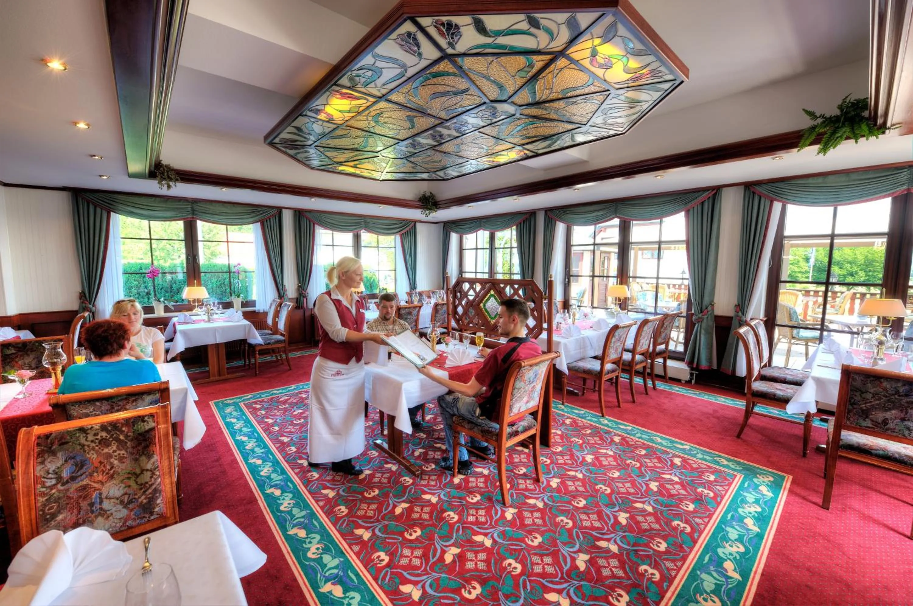 Restaurant/places to eat in Hotel Freihof